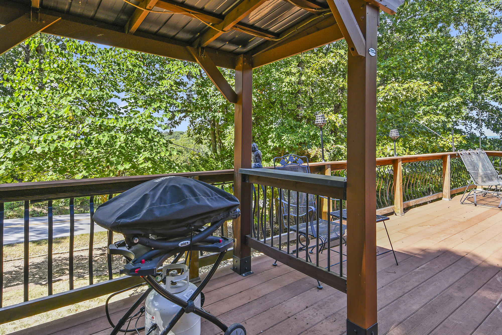 15 Lovers Lane Property Photo 12