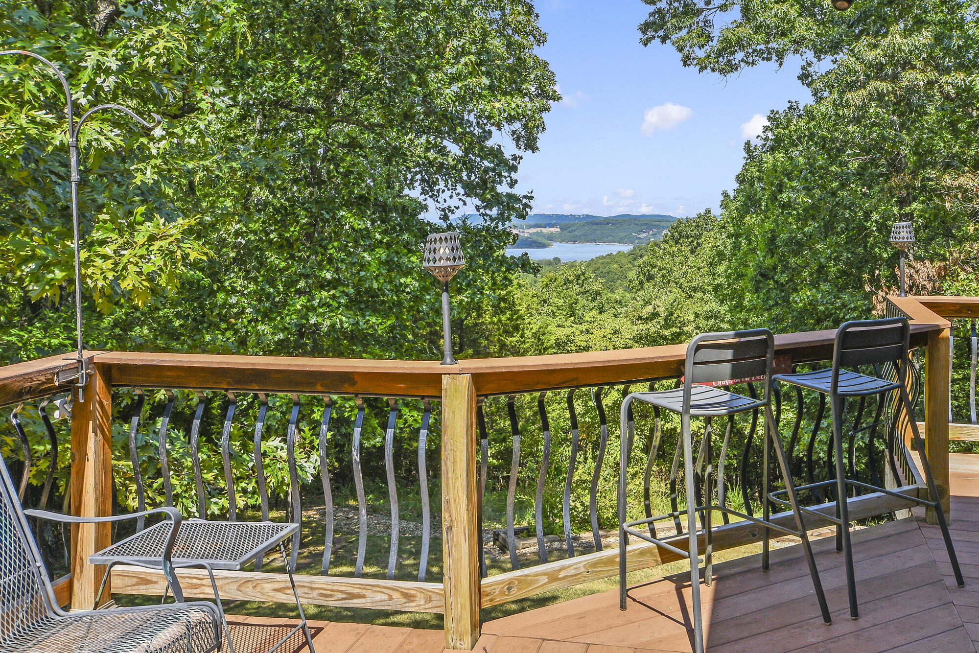 15 Lovers Lane Property Photo 19
