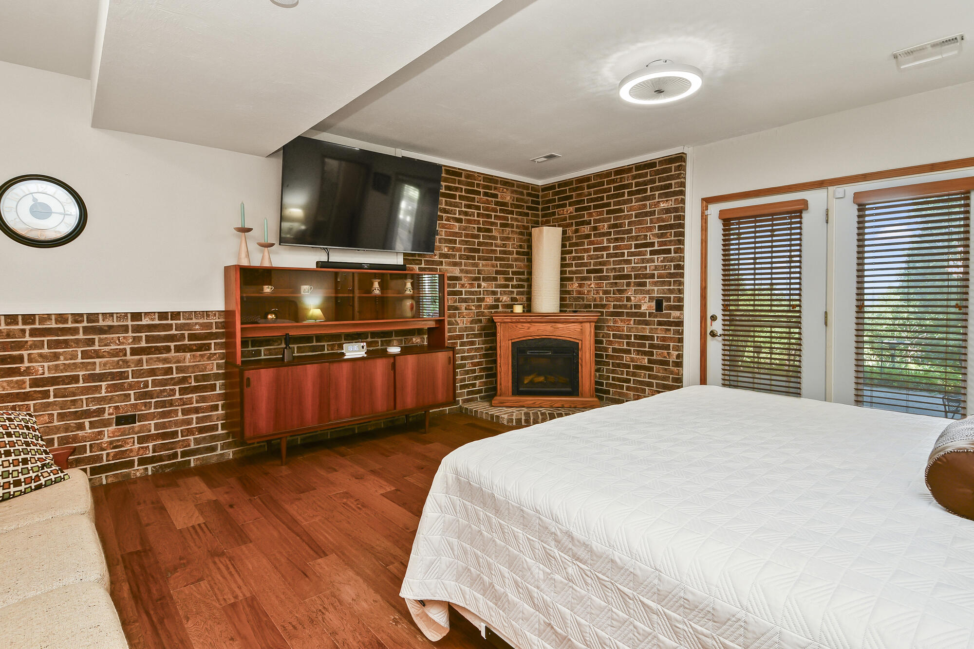 15 Lovers Lane Property Photo 38