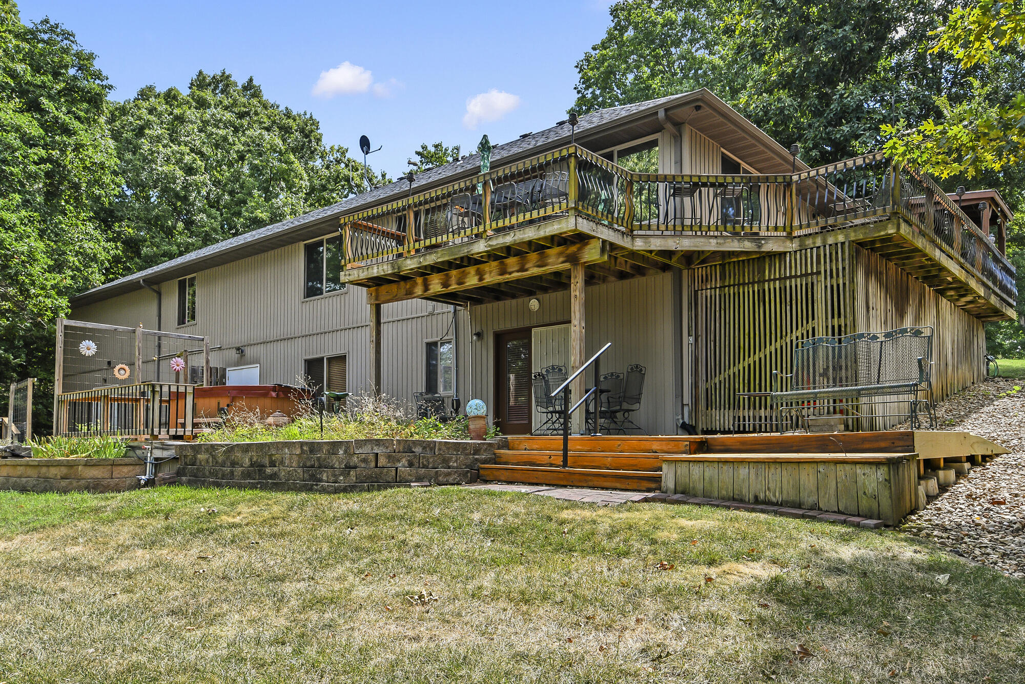 15 Lovers Lane Property Photo 43