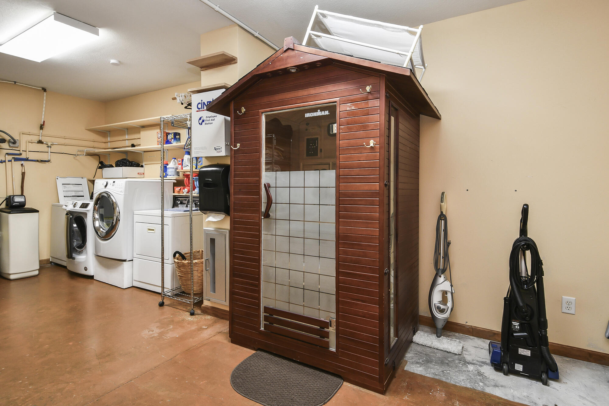15 Lovers Lane Property Photo 53