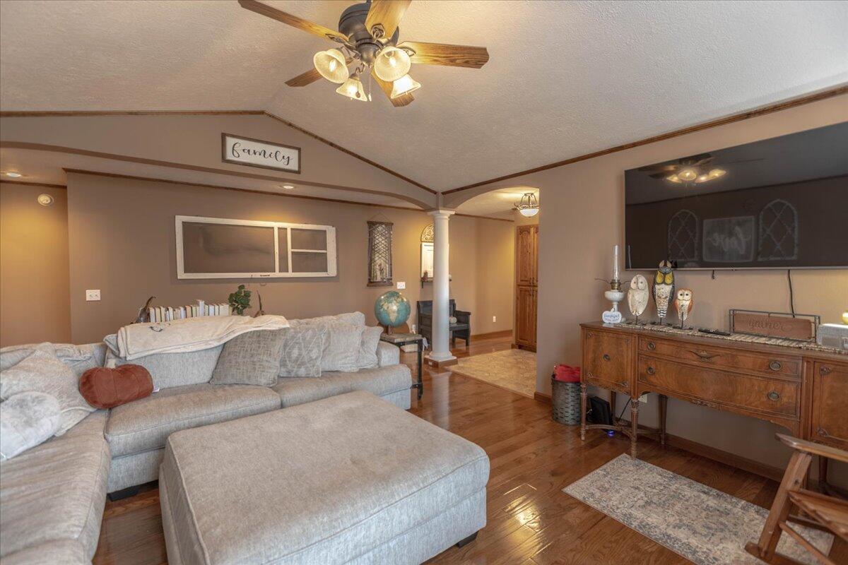 503 Primrose Lane Property Photo 27