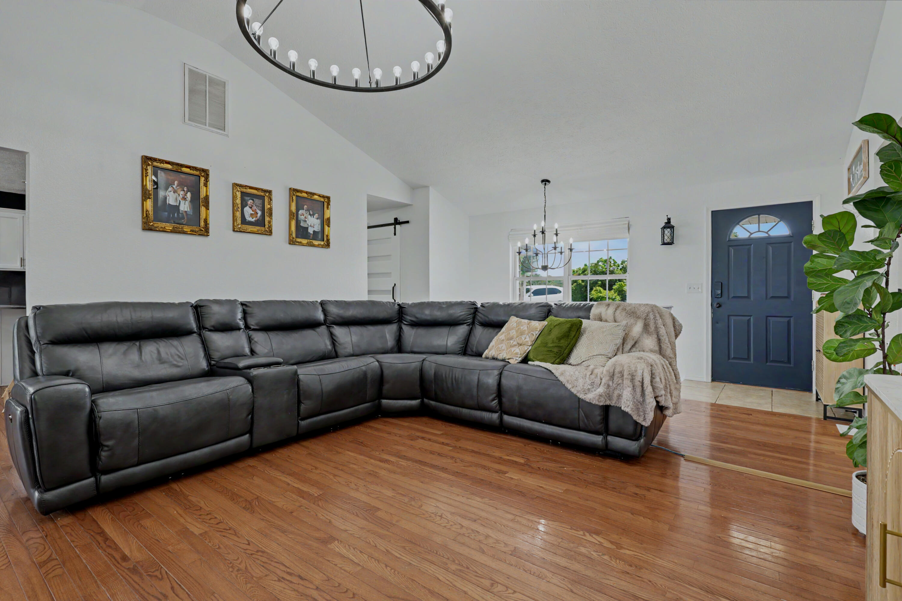 495 Bear Ridge Property Photo 6