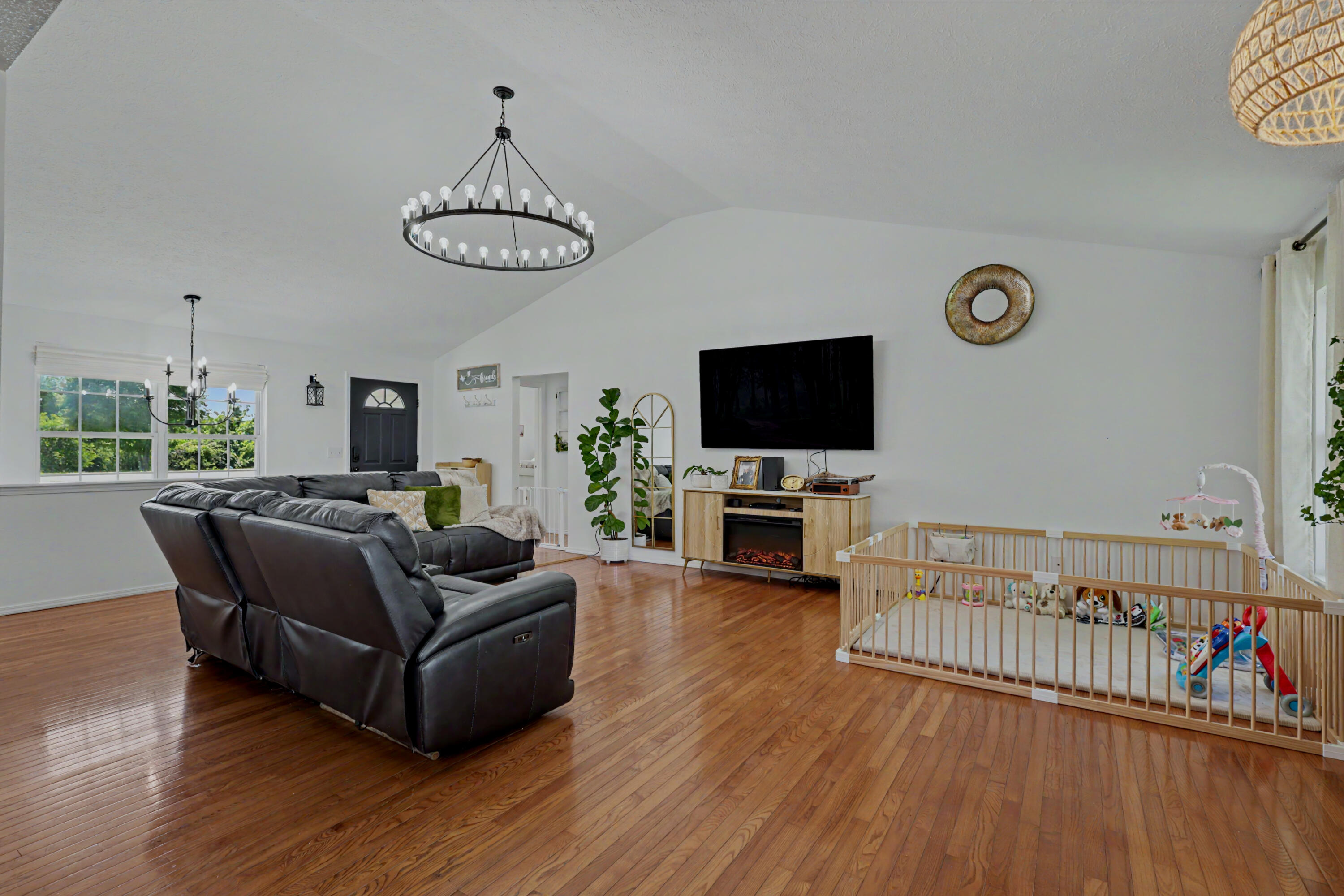 495 Bear Ridge Property Photo 8