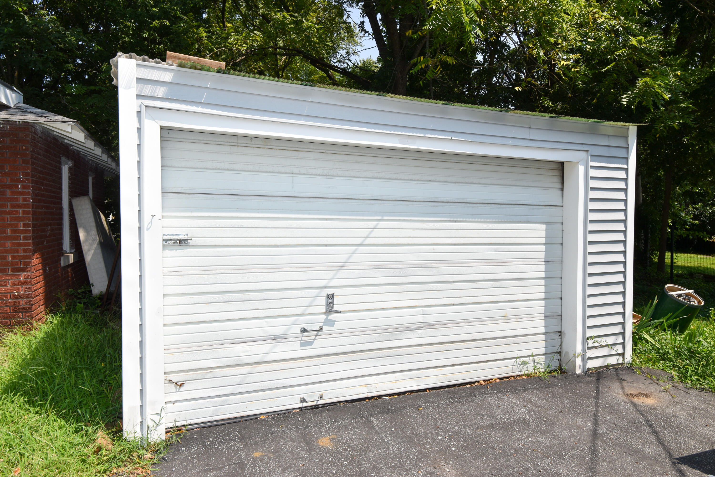 1464 North Washington Avenue Property Photo 4