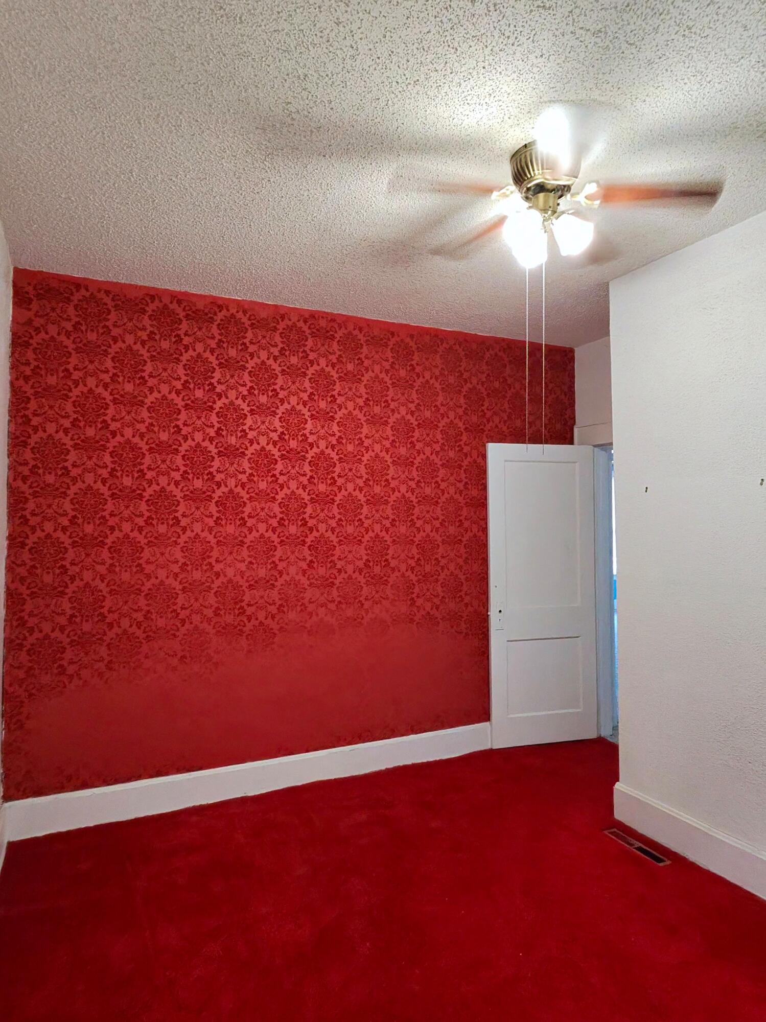 1224 North Broadway Avenue Property Photo 7