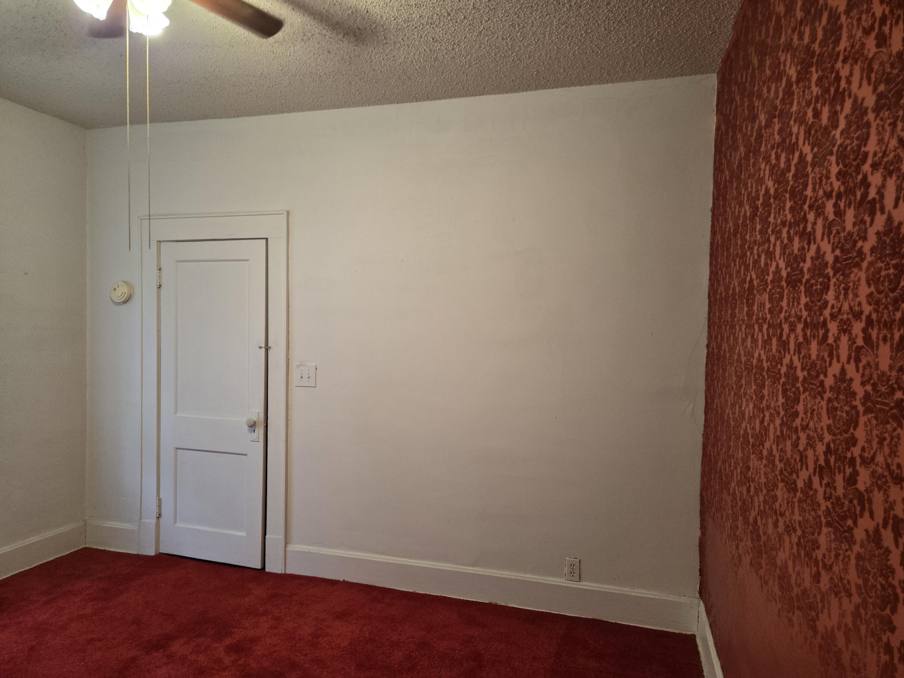 1224 North Broadway Avenue Property Photo 8