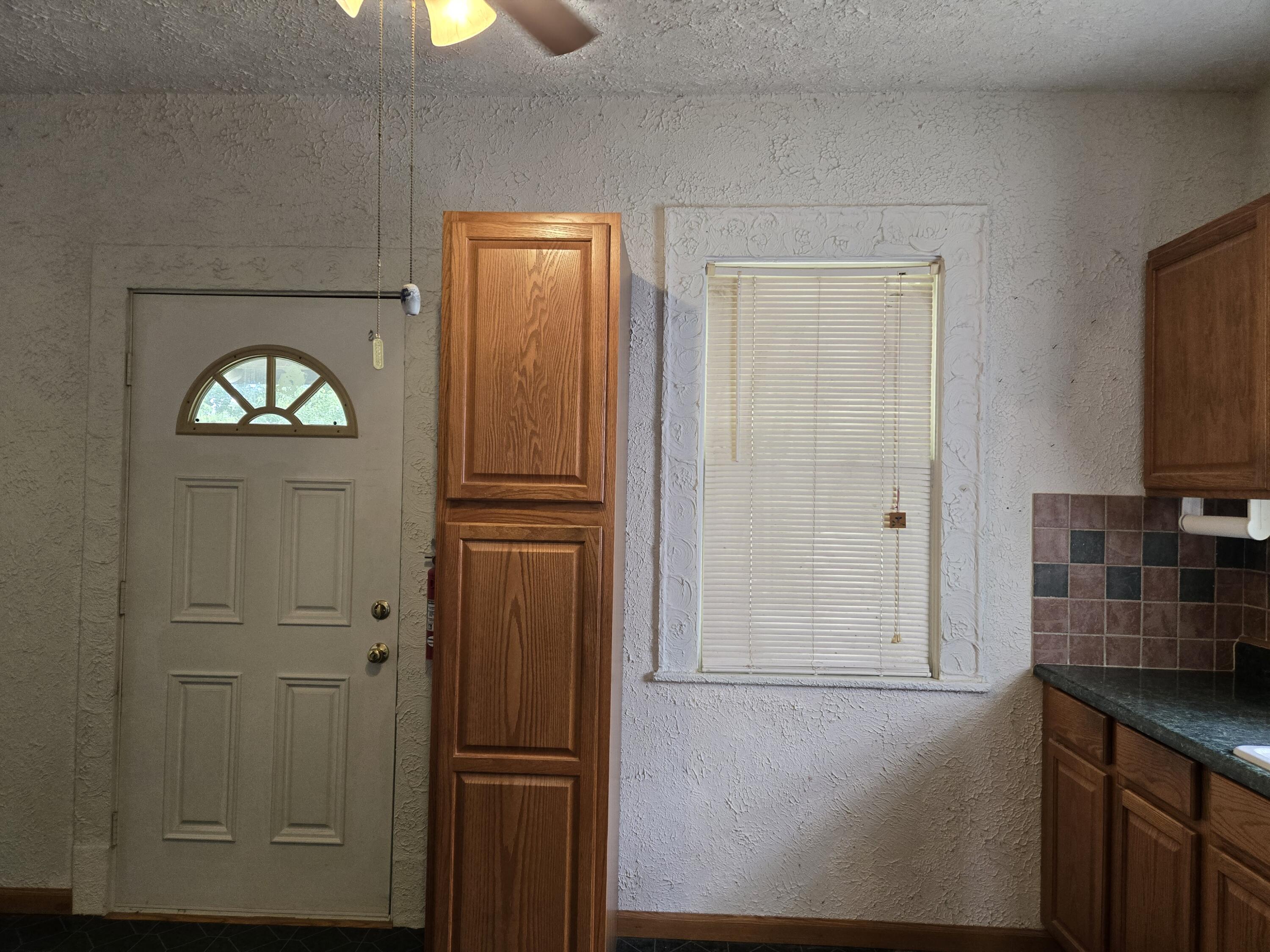 1224 North Broadway Avenue Property Photo 11