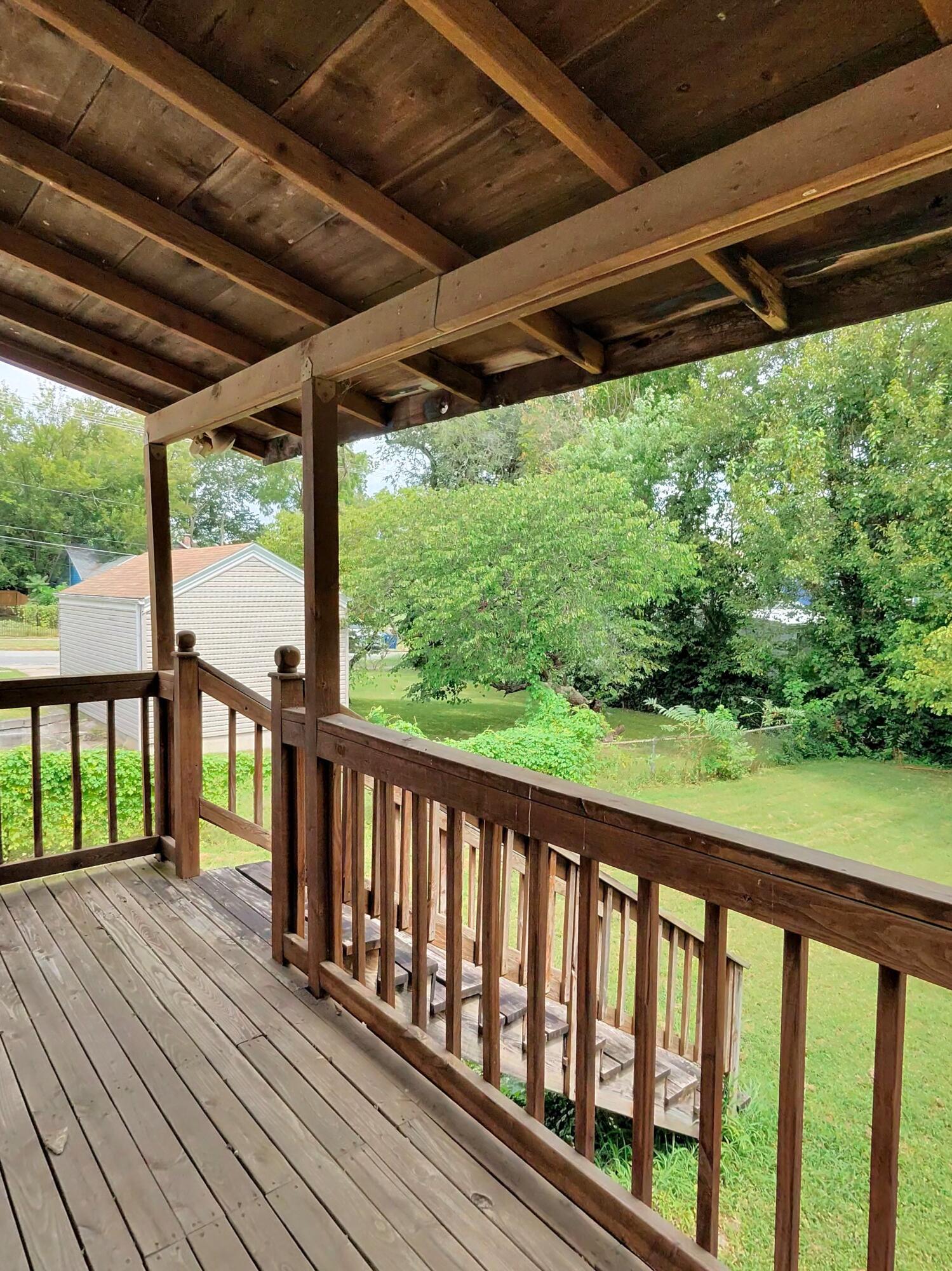 1224 North Broadway Avenue Property Photo 12
