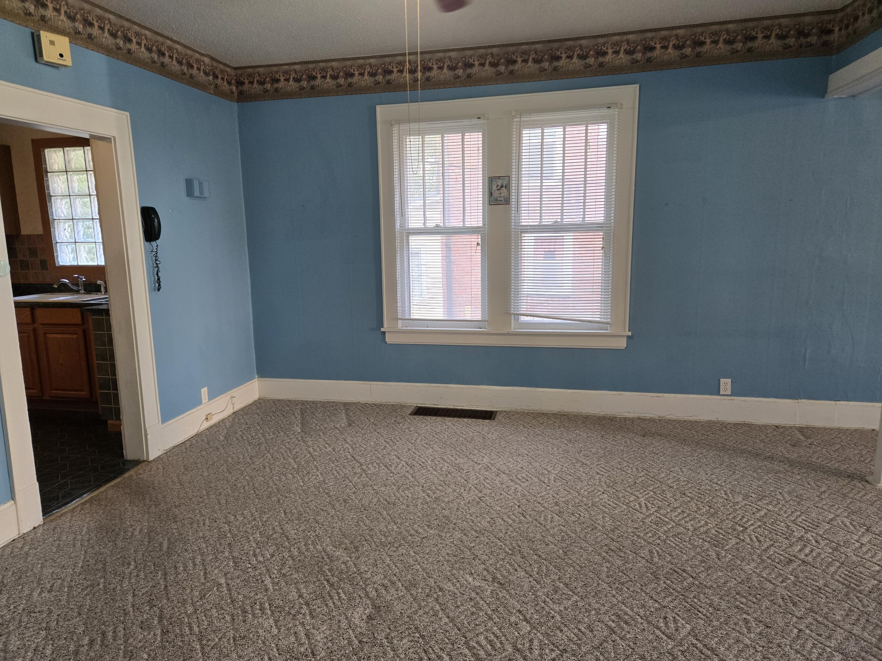 1224 North Broadway Avenue Property Photo 15