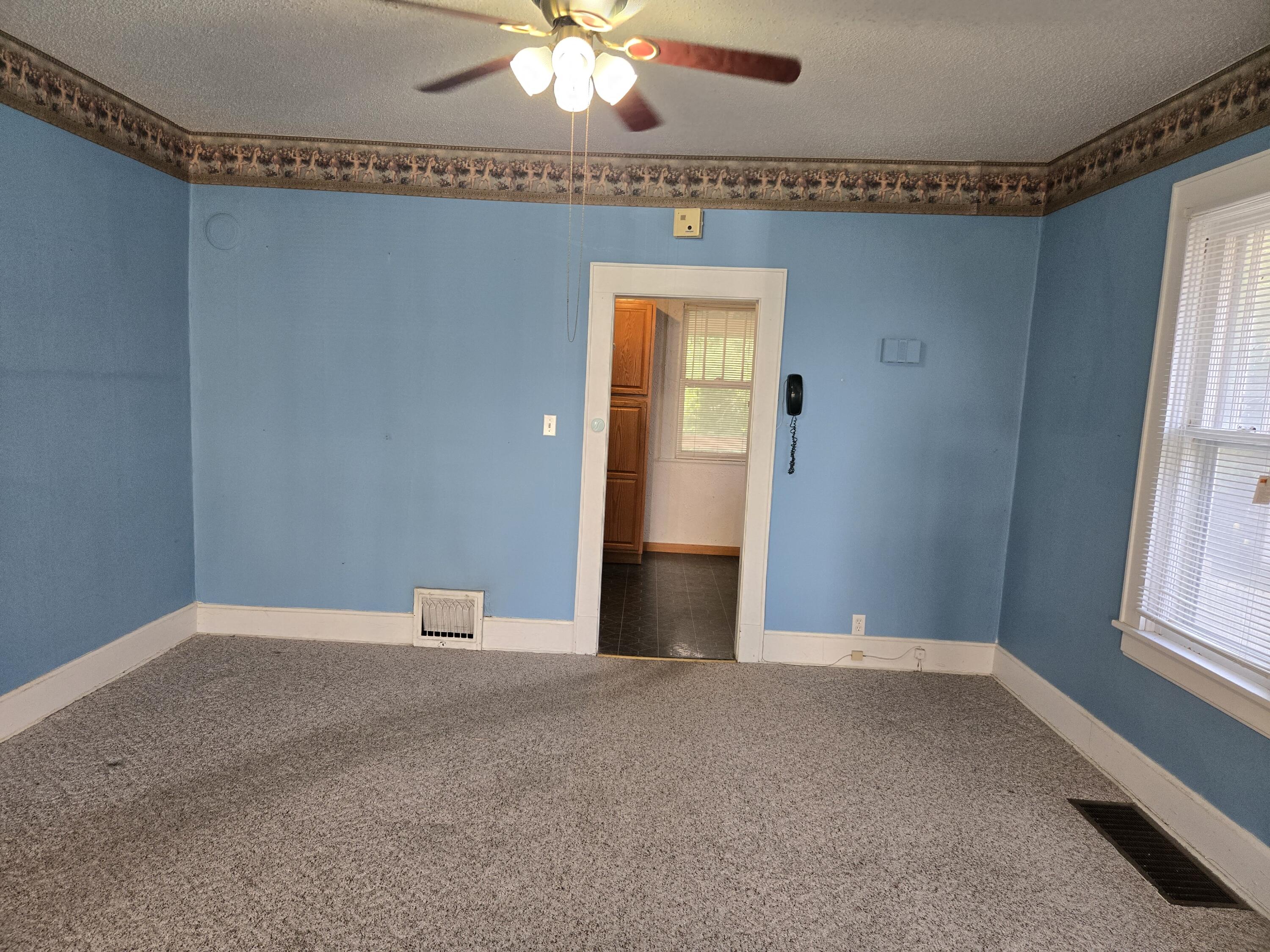 1224 North Broadway Avenue Property Photo 17