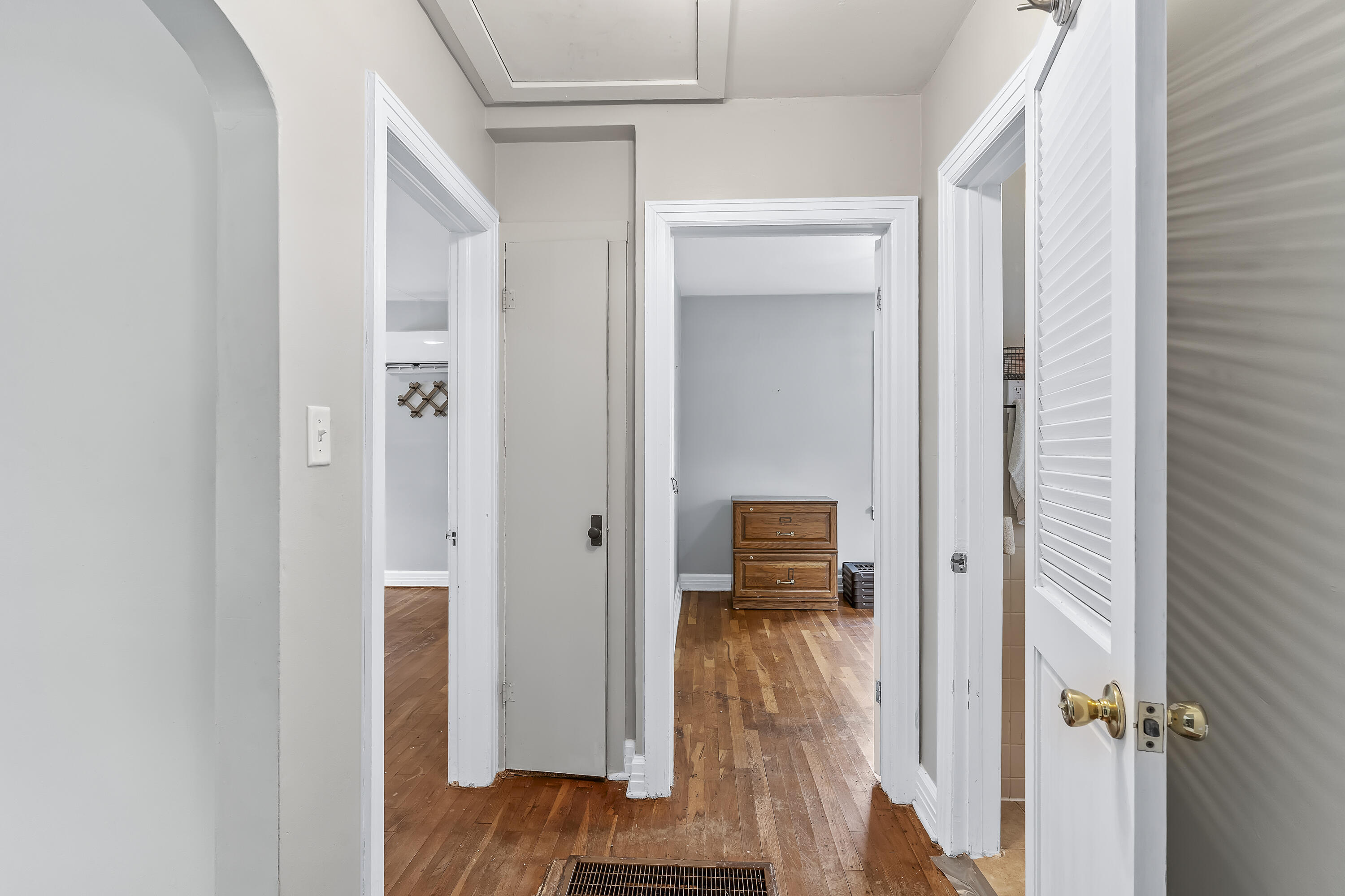 902 South Rogers Avenue Property Photo 13