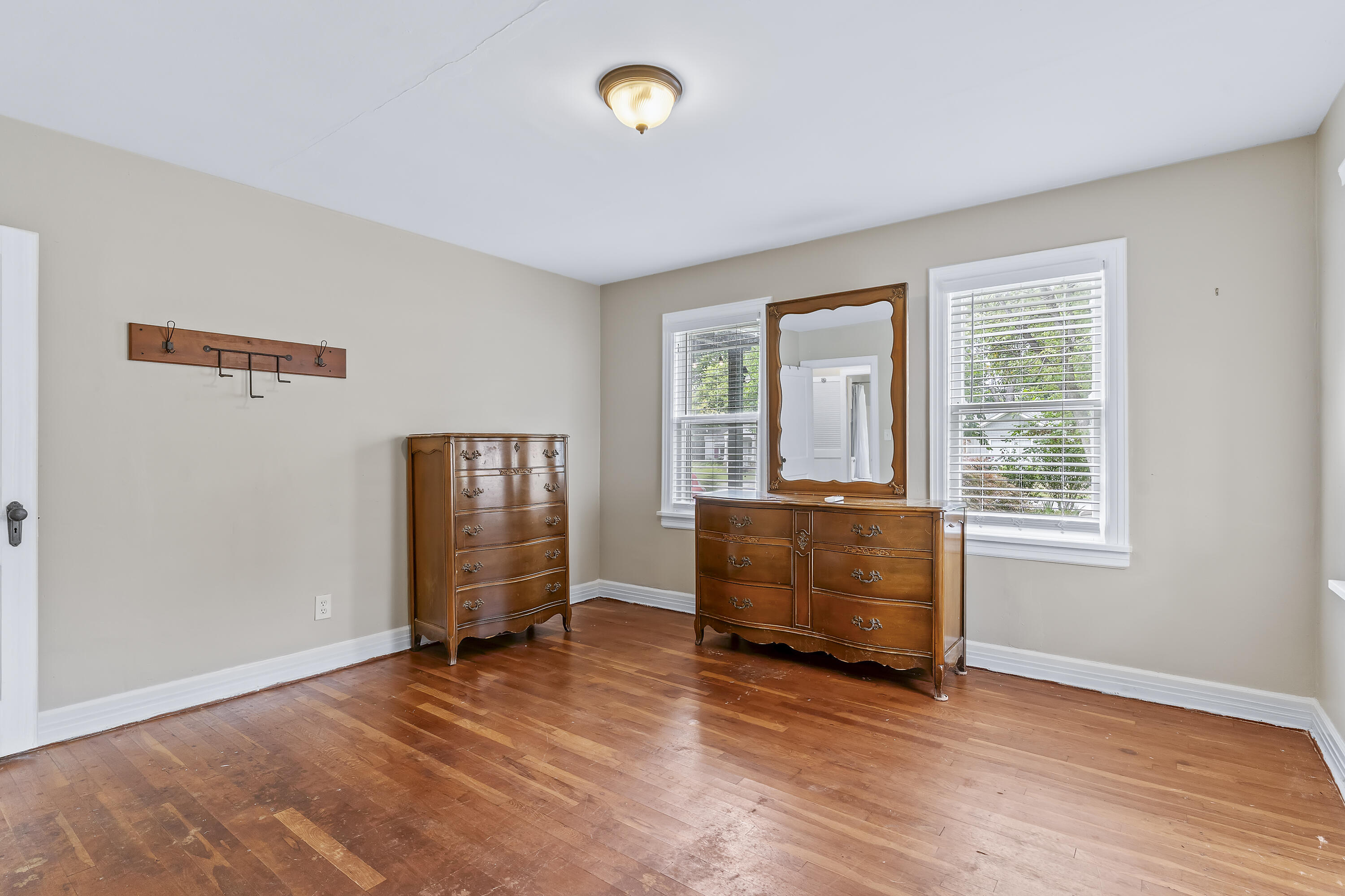 902 South Rogers Avenue Property Photo 15