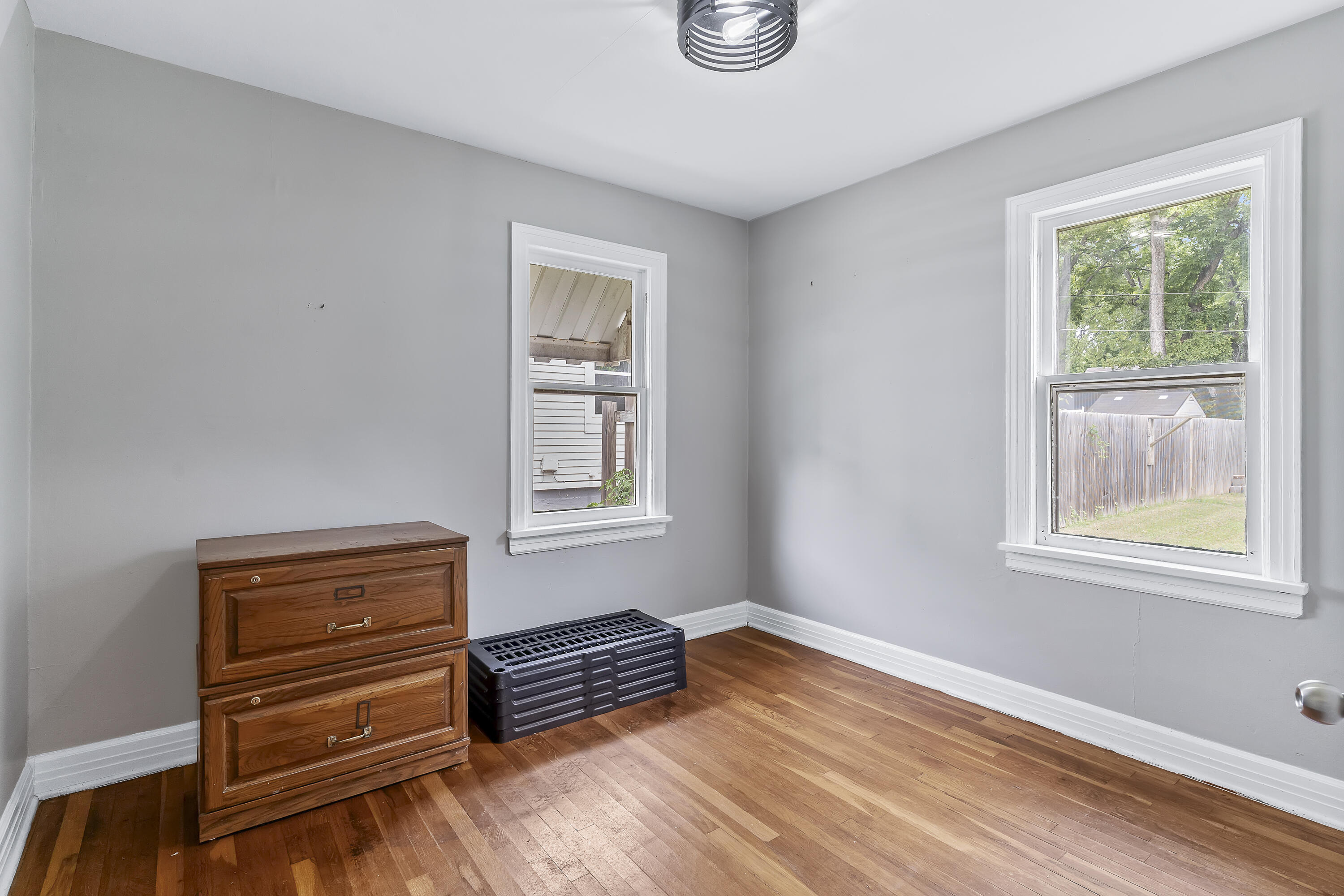 902 South Rogers Avenue Property Photo 18
