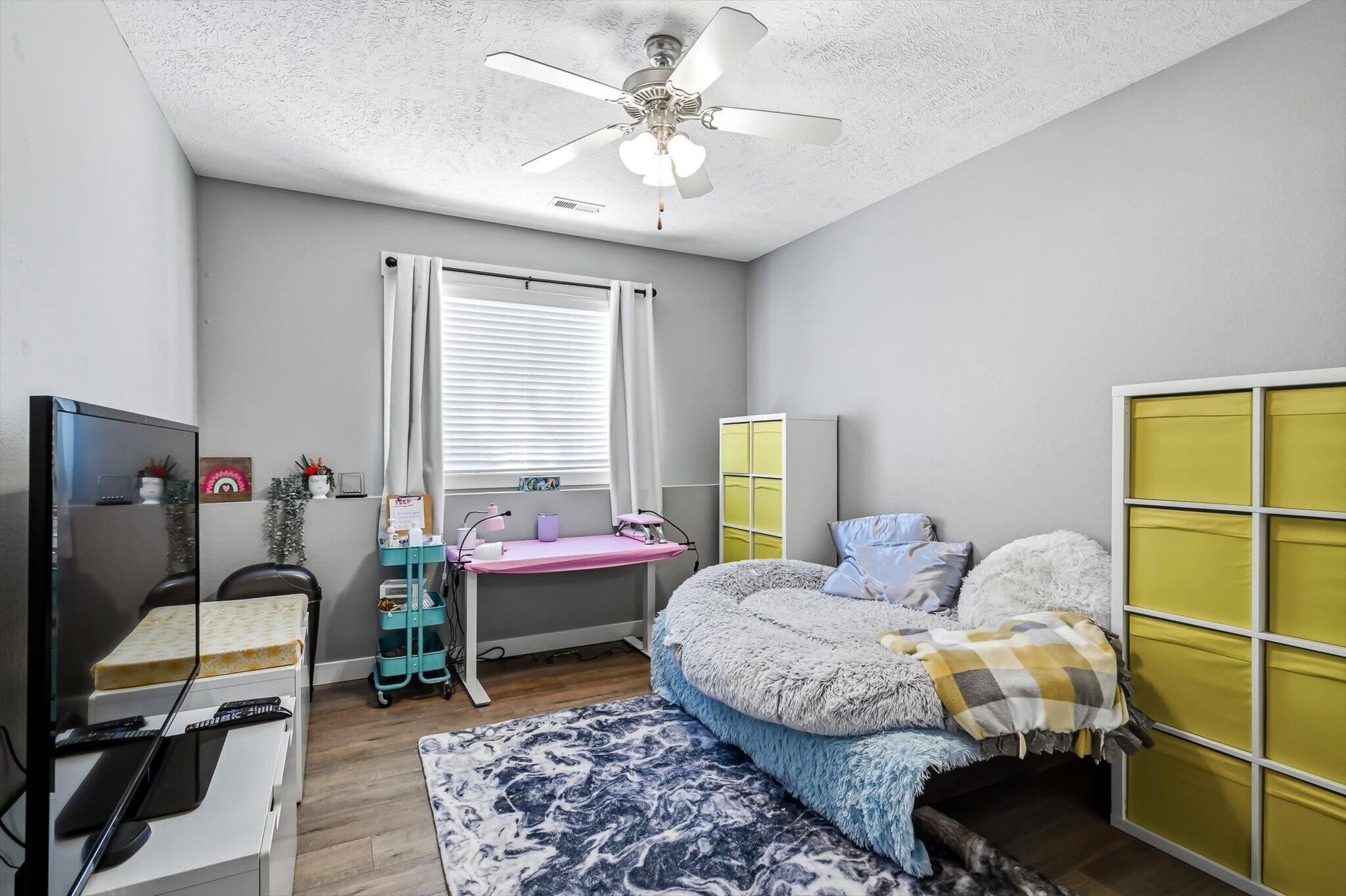 848 East Country Ridge Street Property Photo 40