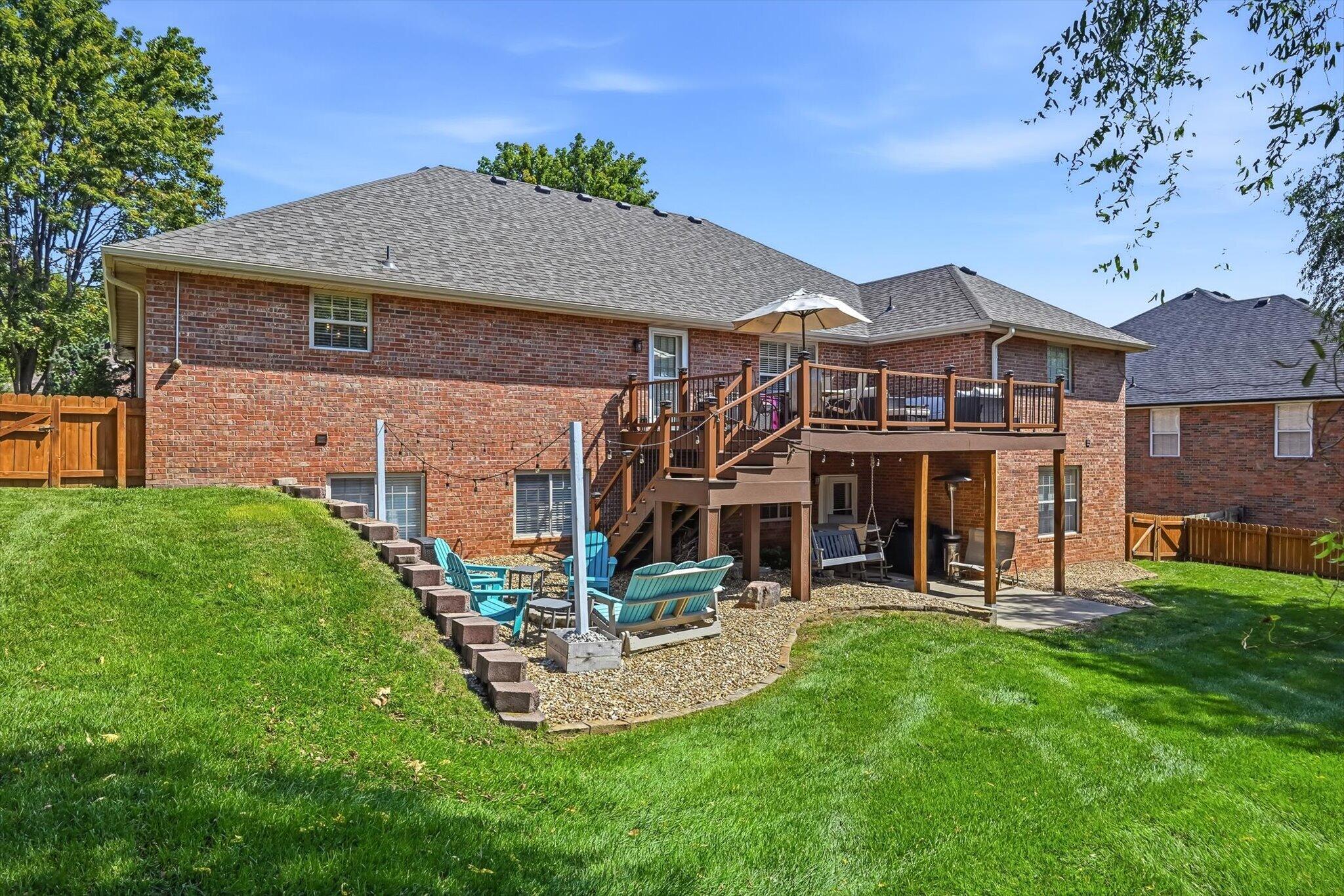 848 East Country Ridge Street Property Photo 45