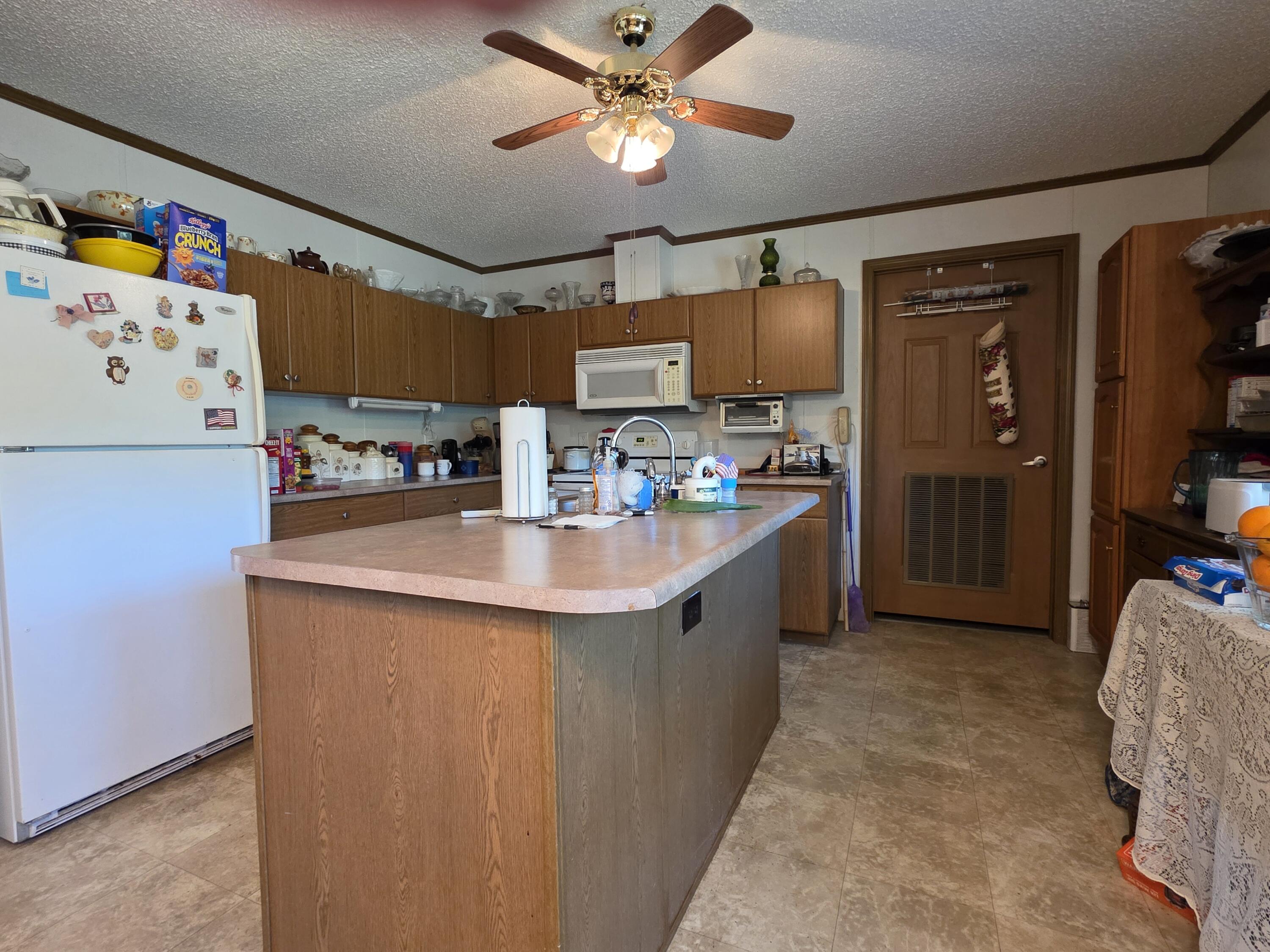 417 Ottawa Street Property Photo 17