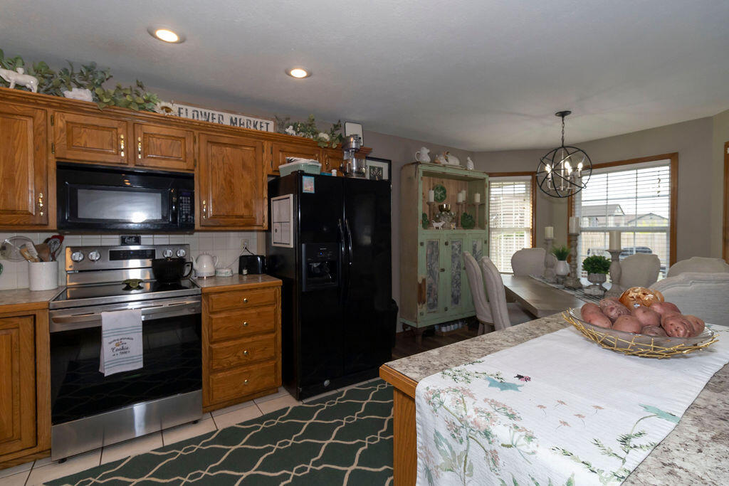 1331 West Turnberry Boulevard Property Photo 13