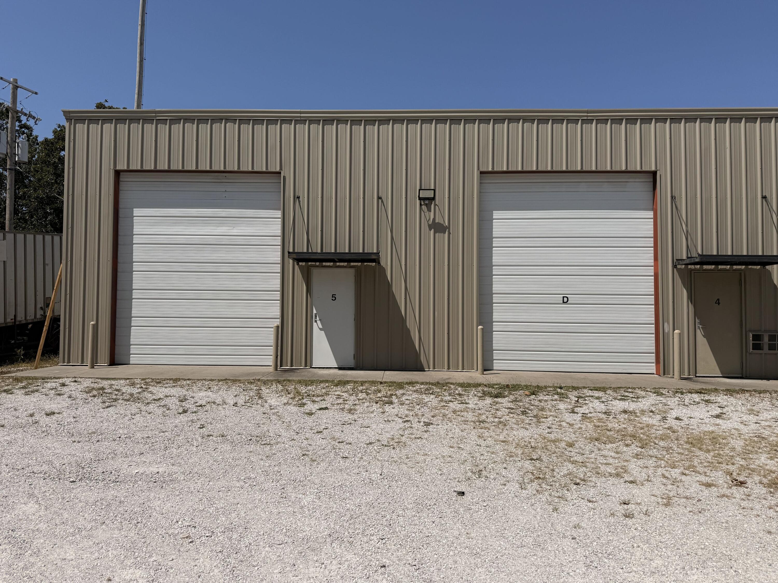 2369 Outer Road Units 4-5 Property Photo 1