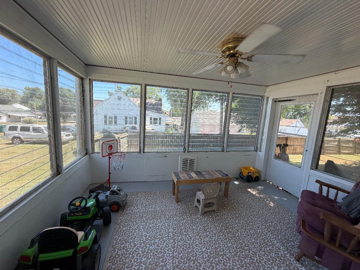 1015 Durnell Street Property Photo 5