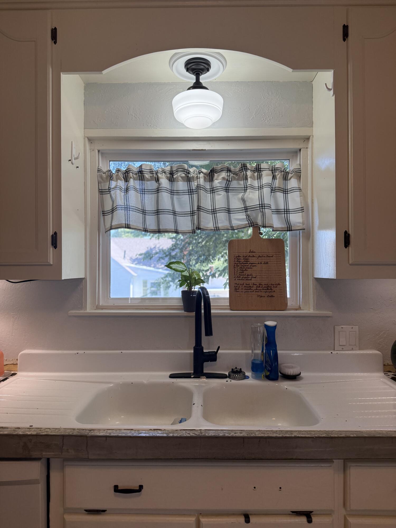 1015 Durnell Street Property Photo 6