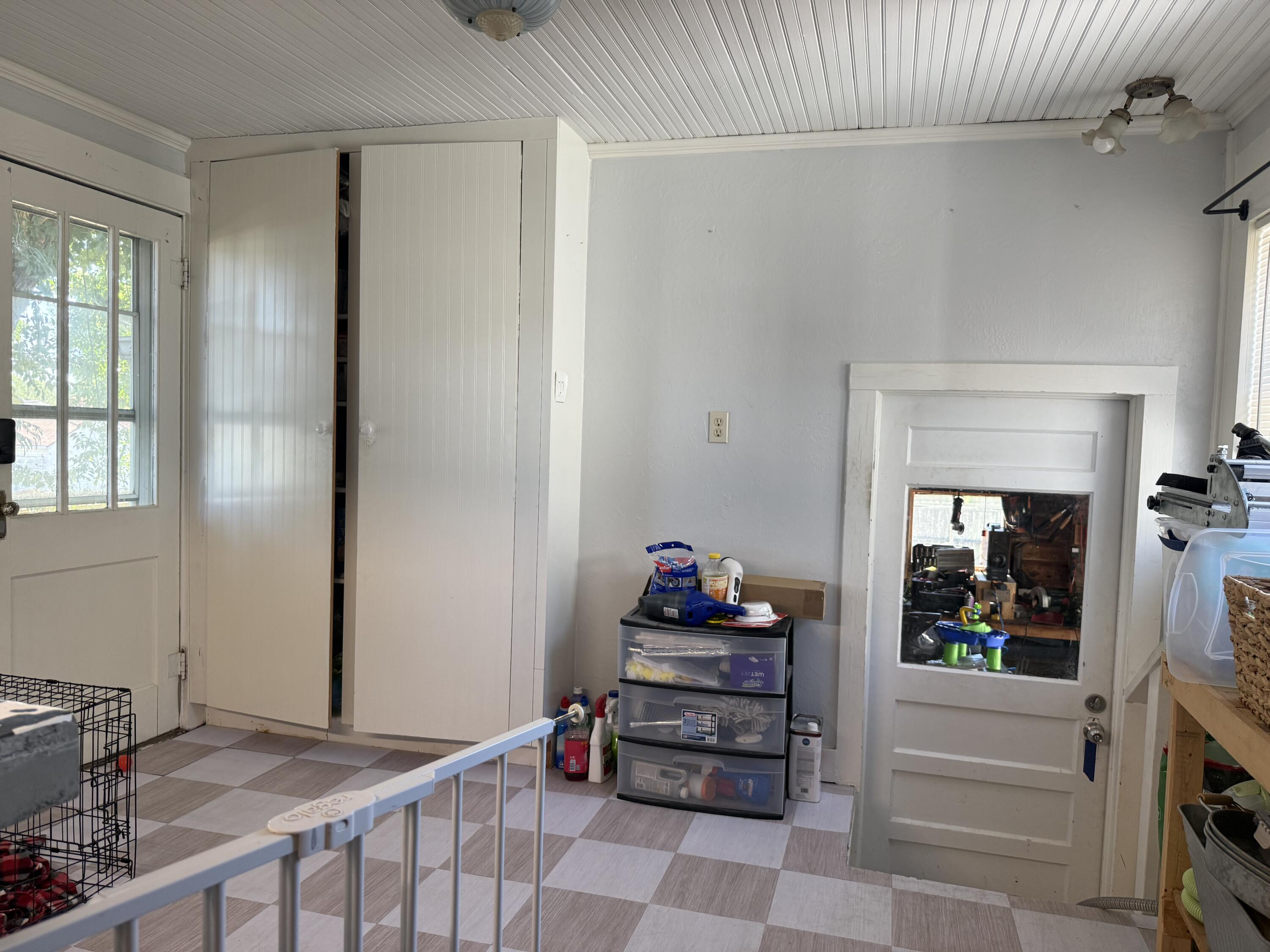1015 Durnell Street Property Photo 17