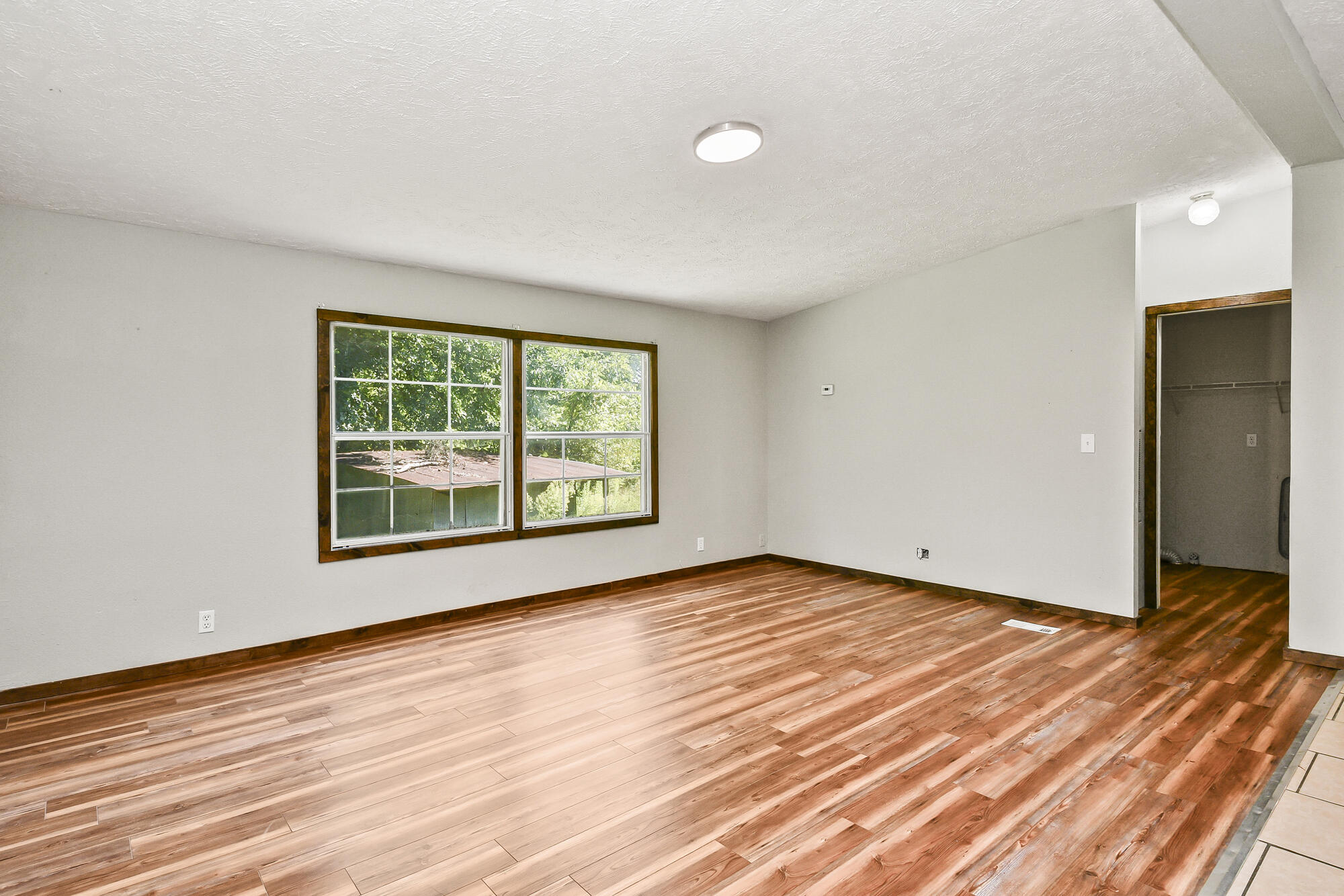 5082 State Highway M Property Photo 13