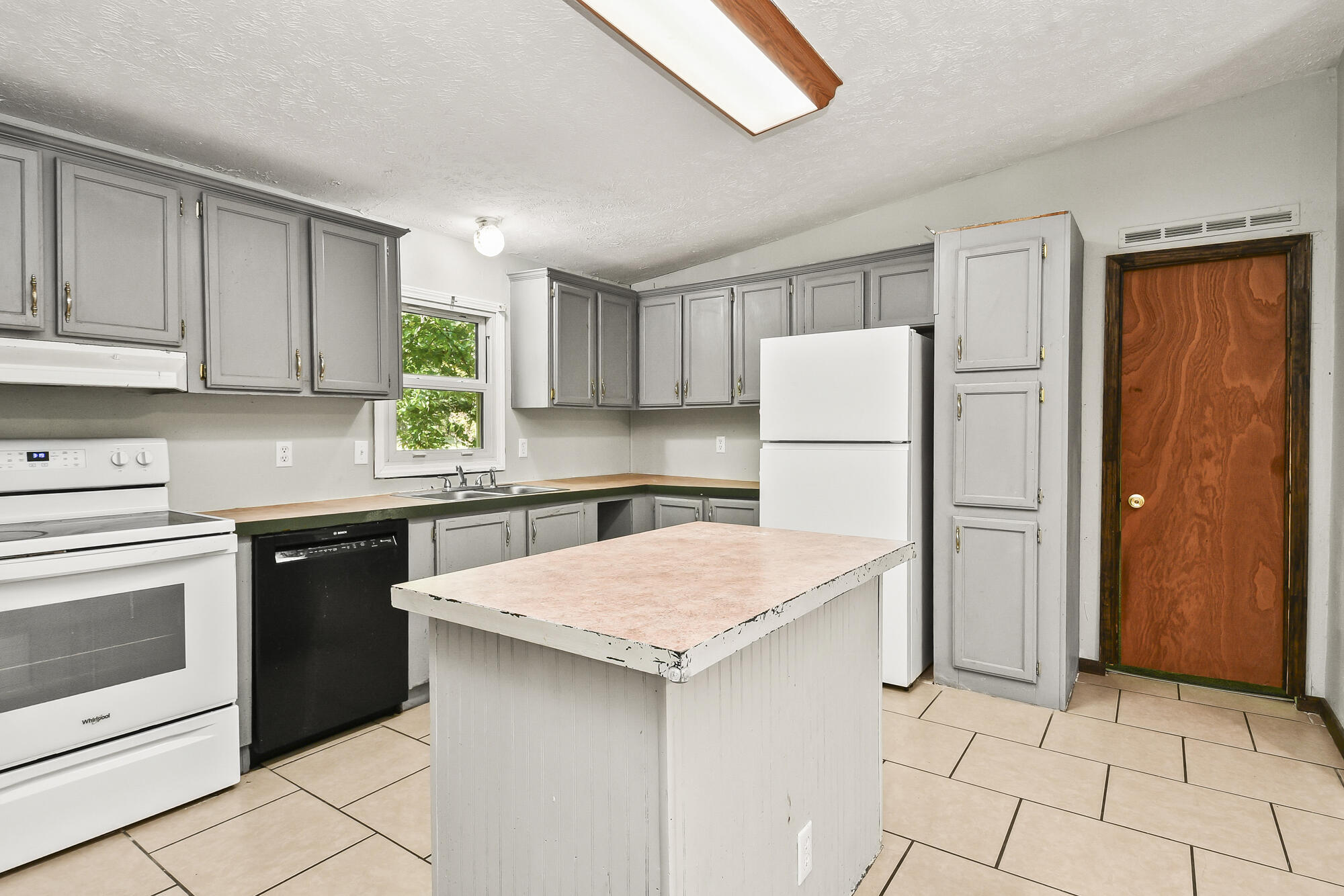 5082 State Highway M Property Photo 15