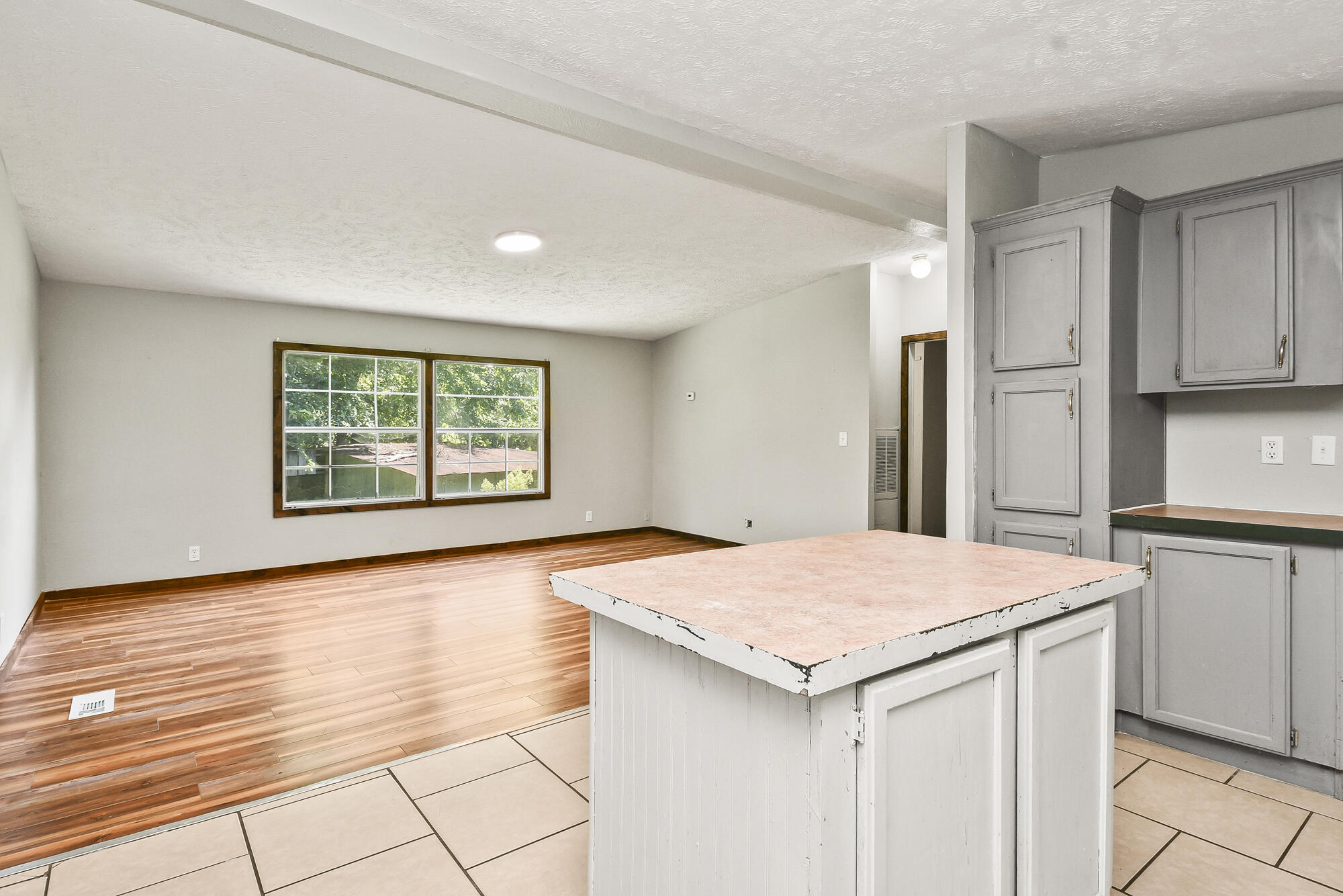5082 State Highway M Property Photo 18