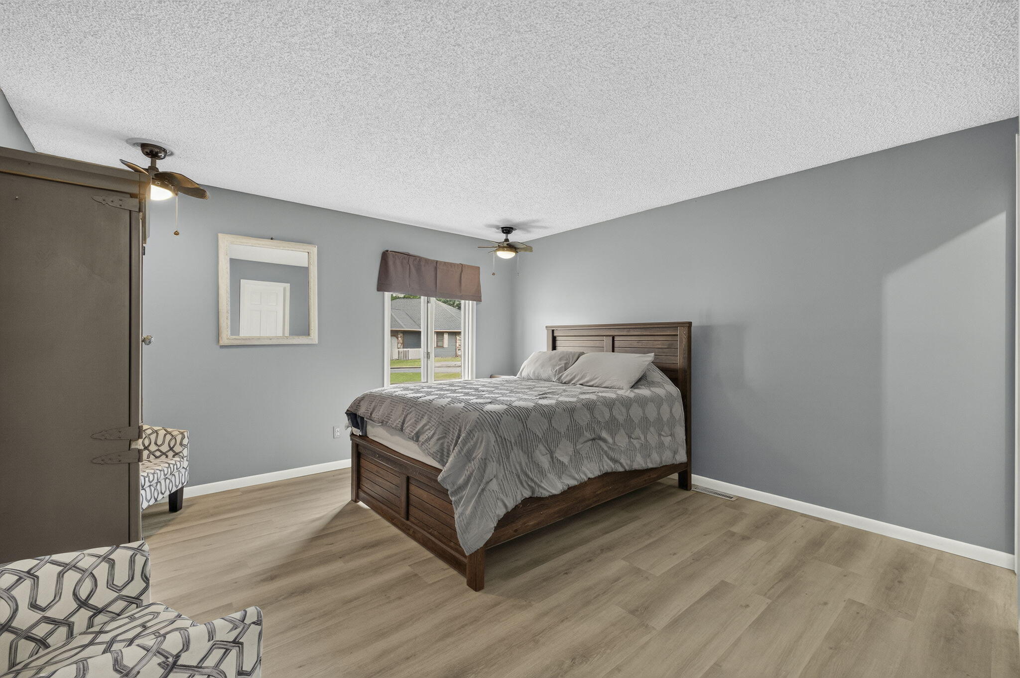 259 Buckingham Drive Property Photo 14