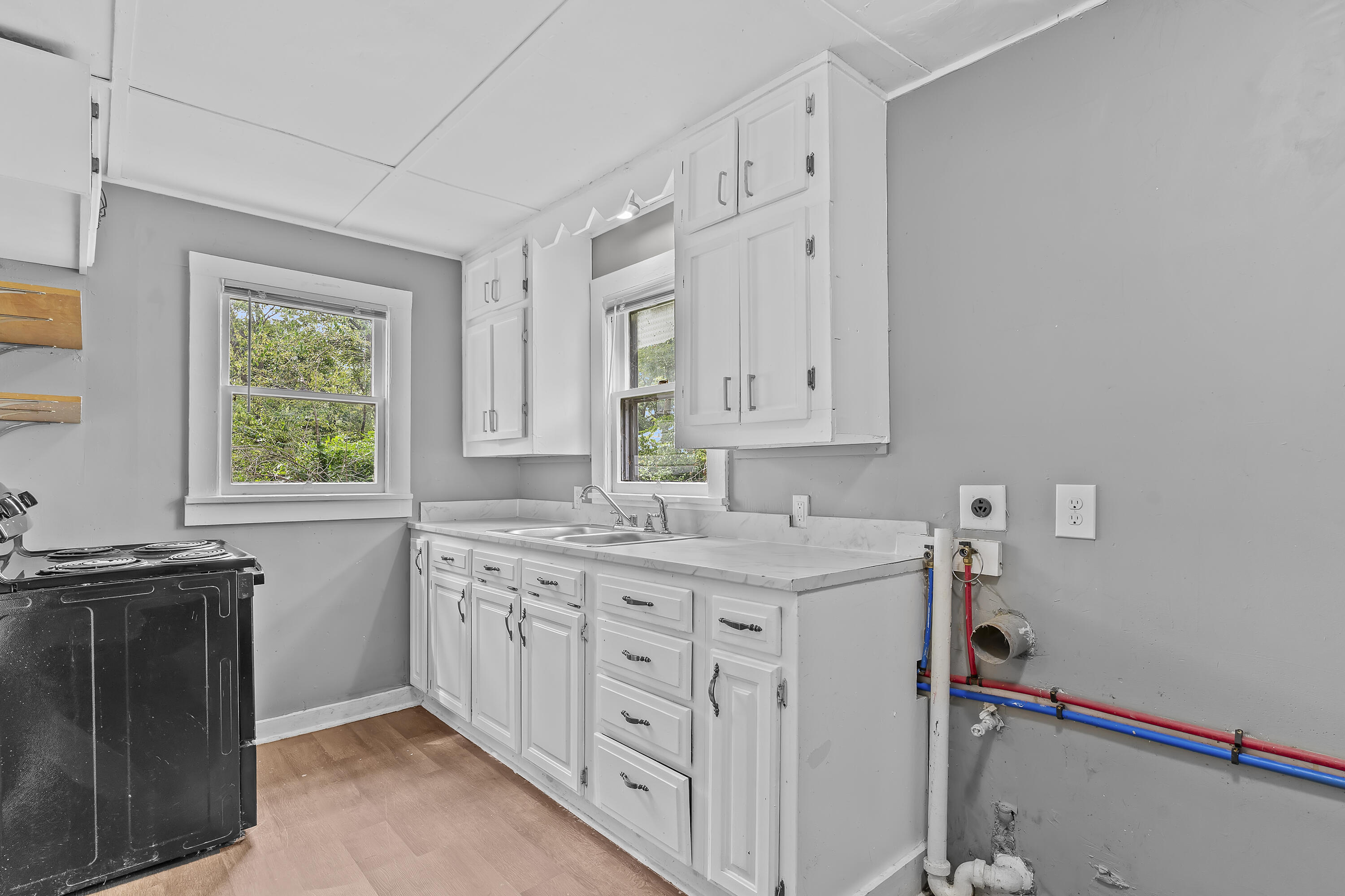 1815 West Webster Street Property Photo 6