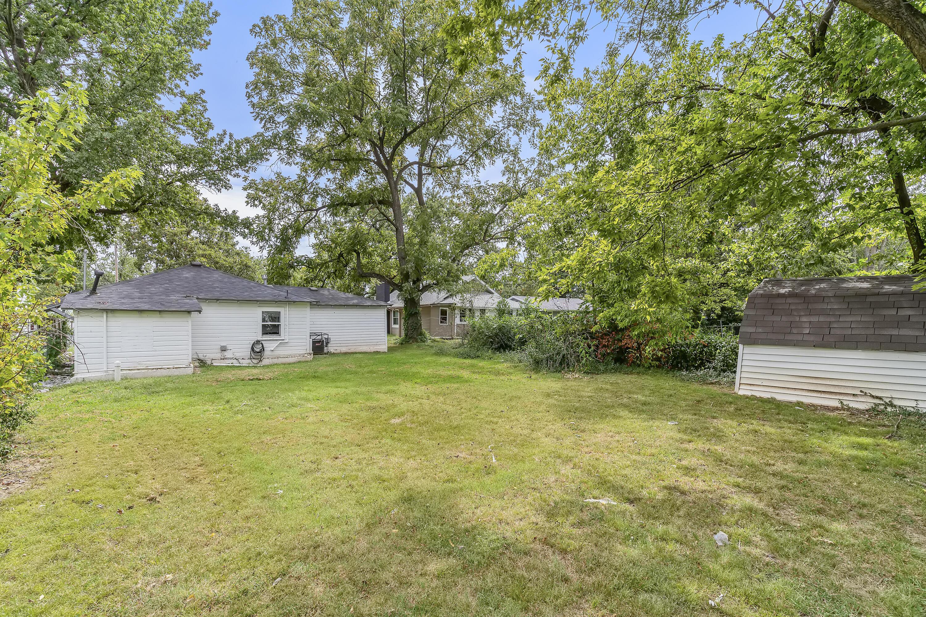 1815 West Webster Street Property Photo 21