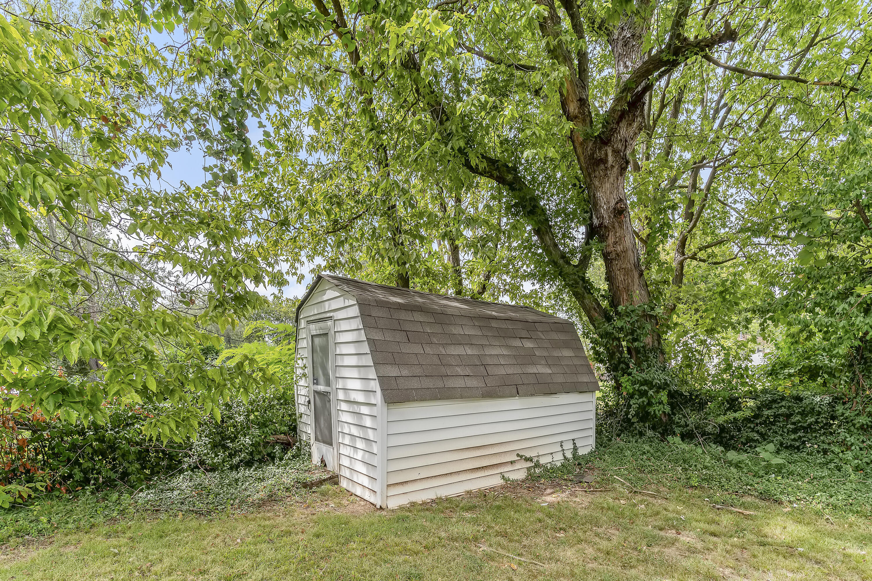 1815 West Webster Street Property Photo 22
