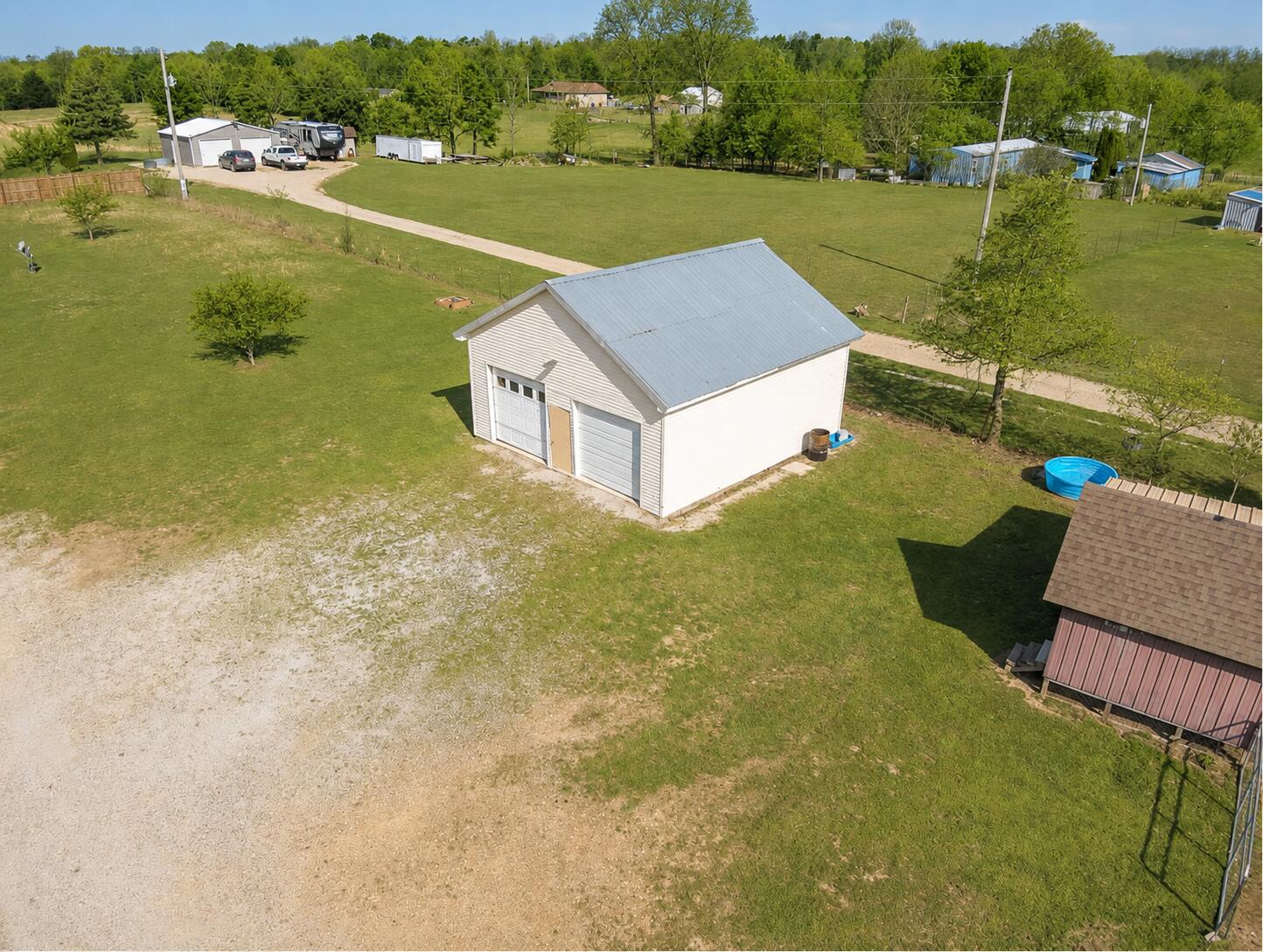 # 4707 Private Road 5127 Property Photo 4