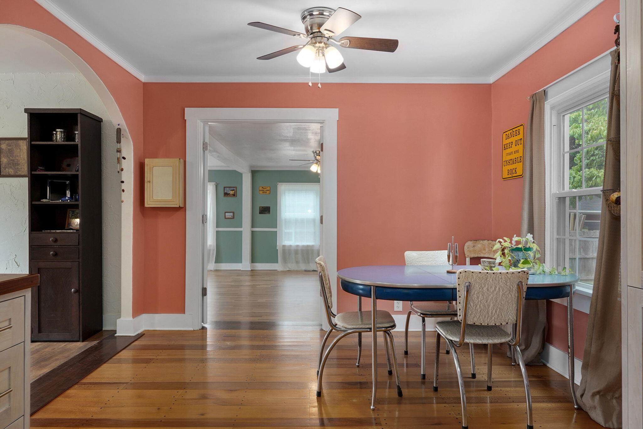 1406 South Avenue Property Photo 6