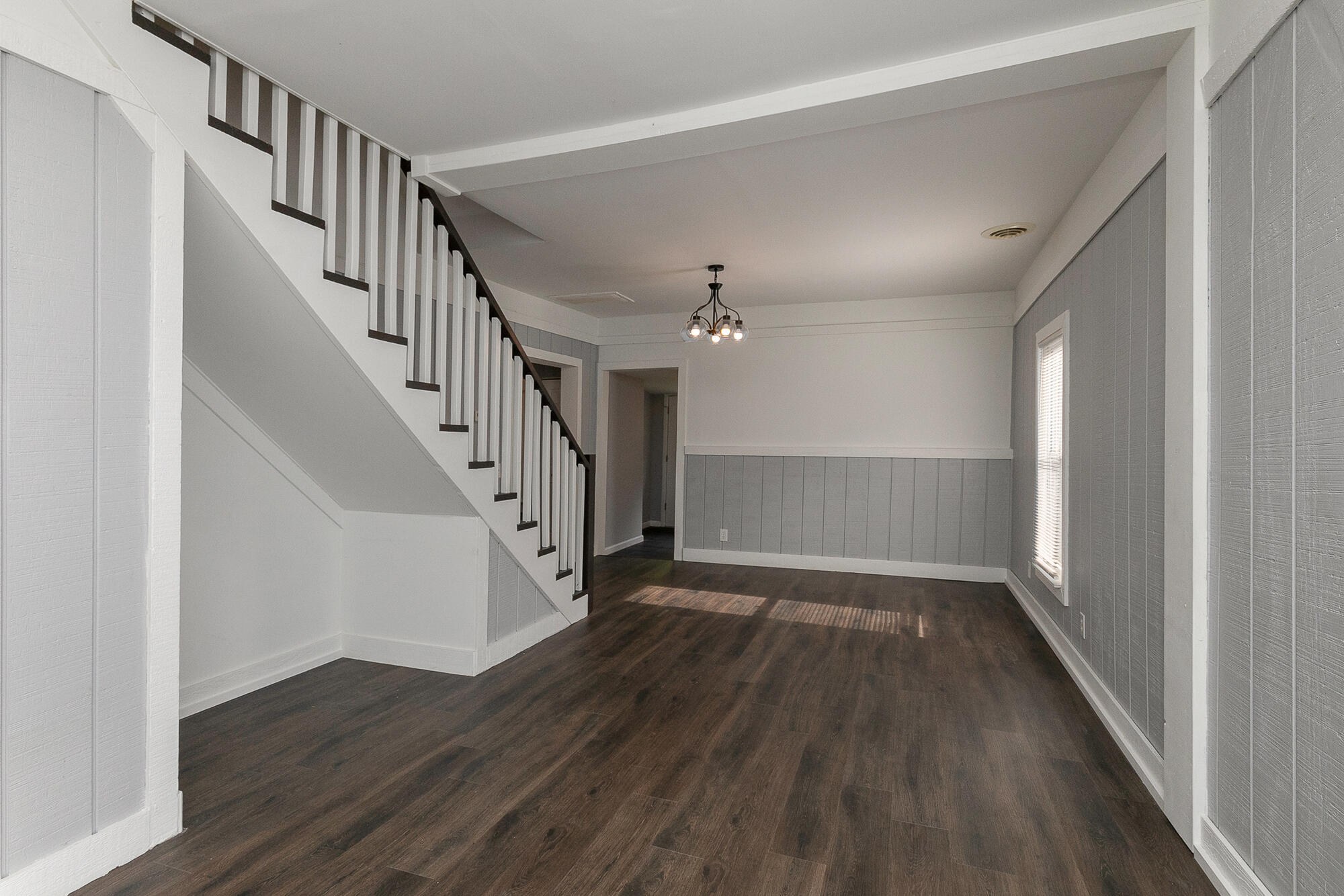1701 West Lee Street Property Photo 6