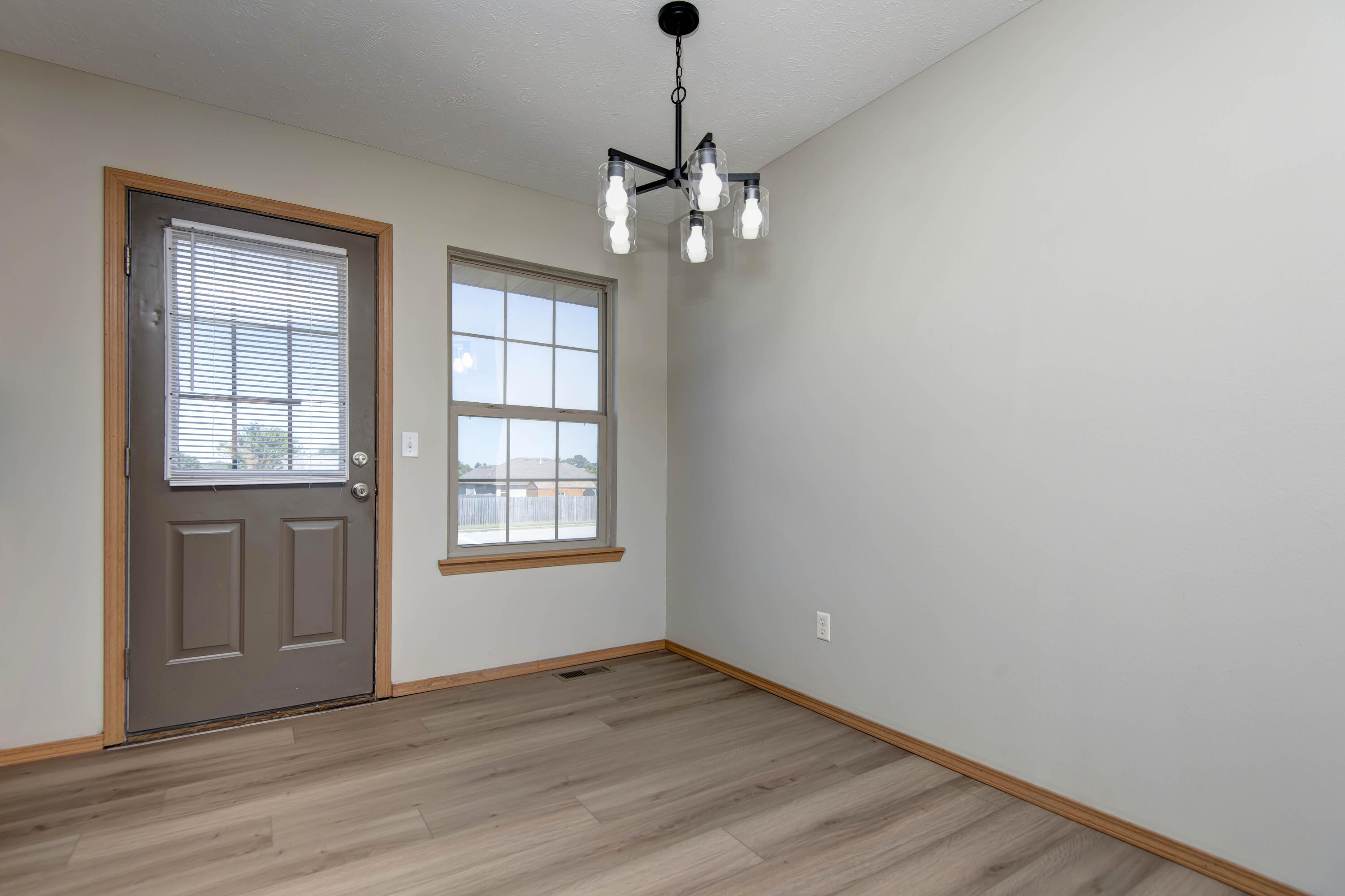107 Cherry Avenue Property Photo 7