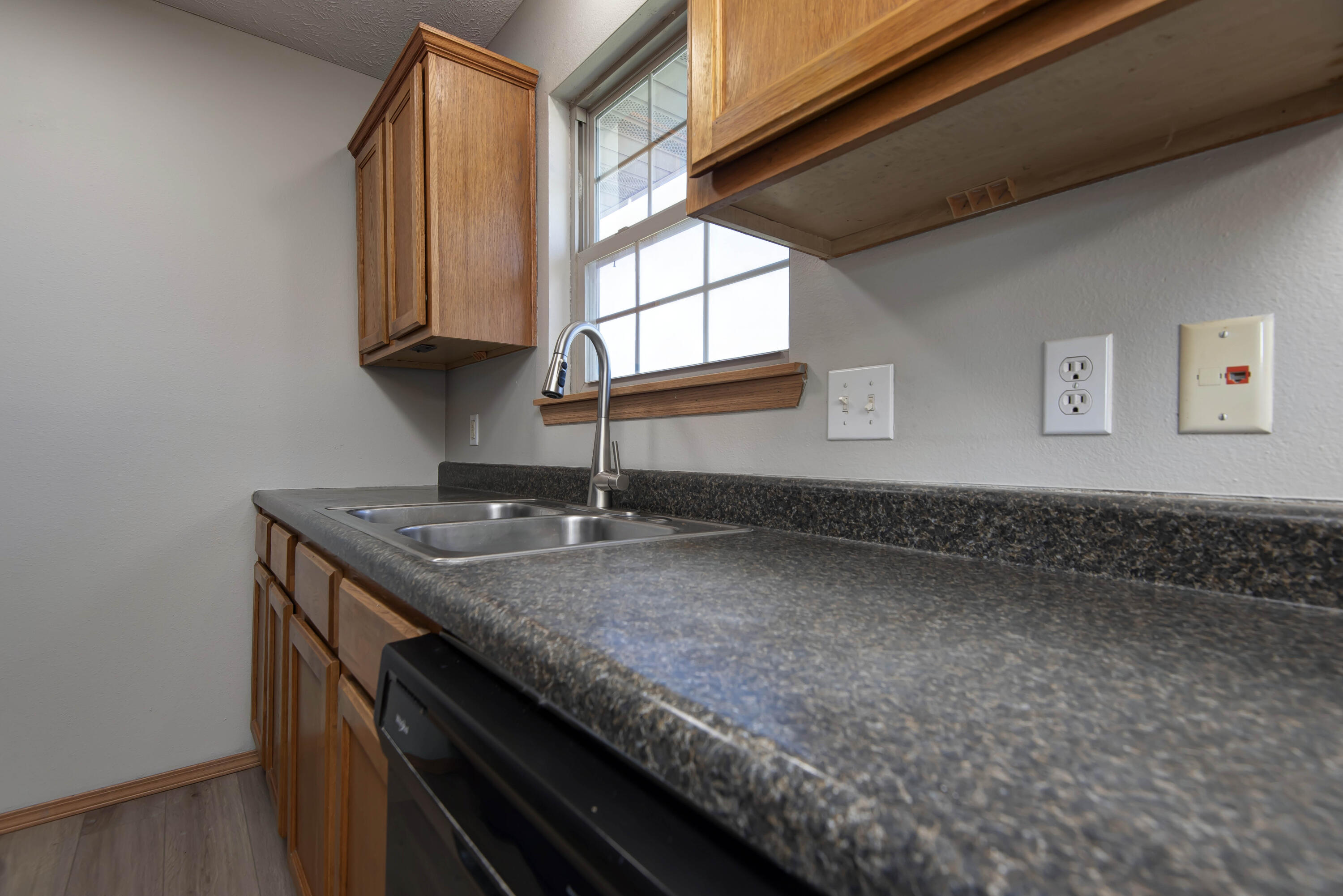 107 Cherry Avenue Property Photo 9