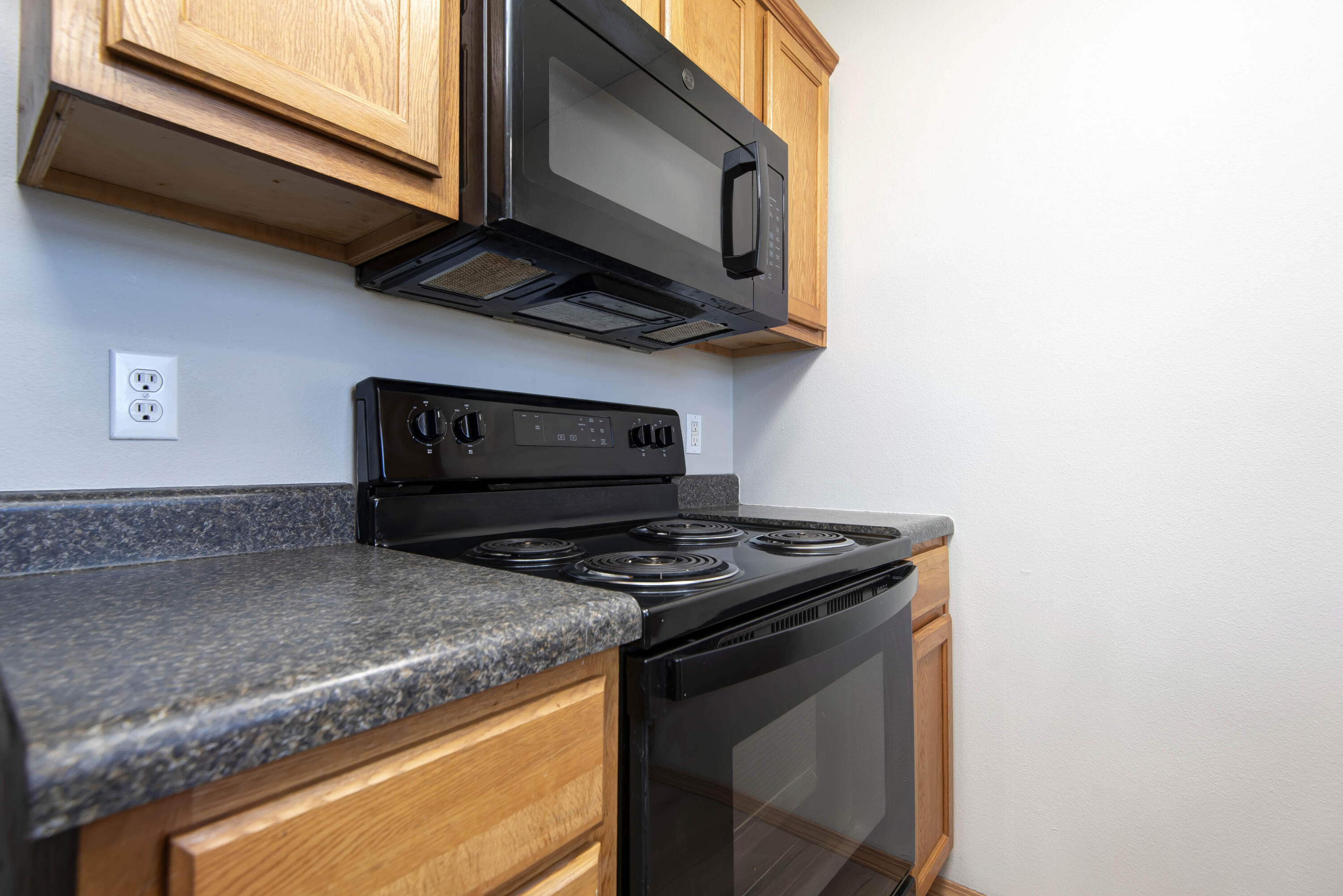 107 Cherry Avenue Property Photo 10