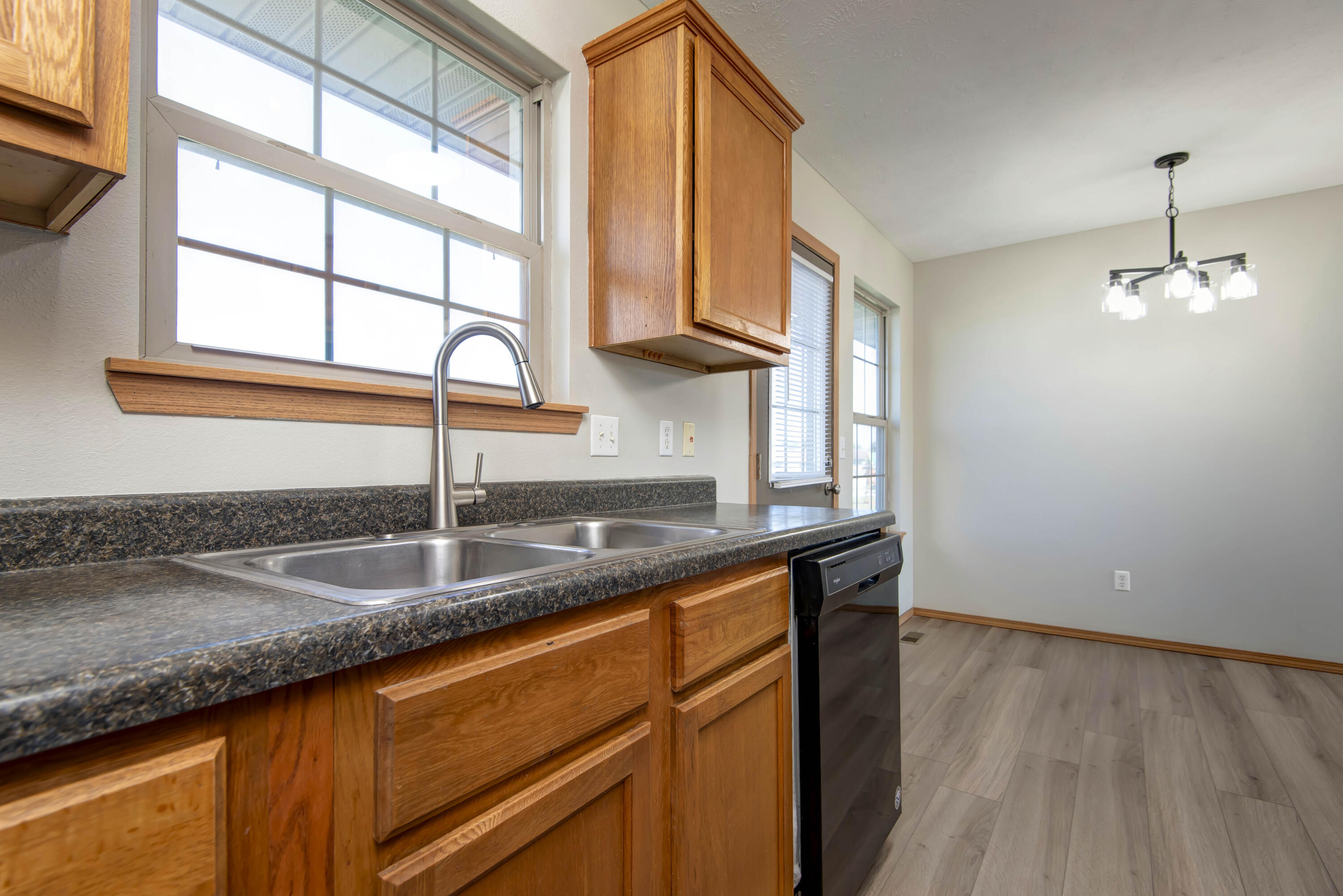 107 Cherry Avenue Property Photo 11