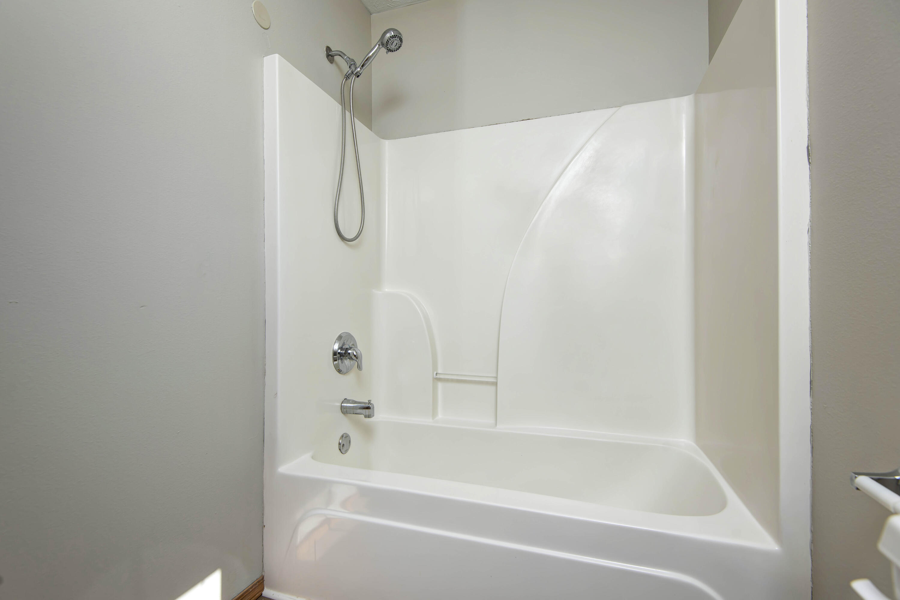 107 Cherry Avenue Property Photo 14