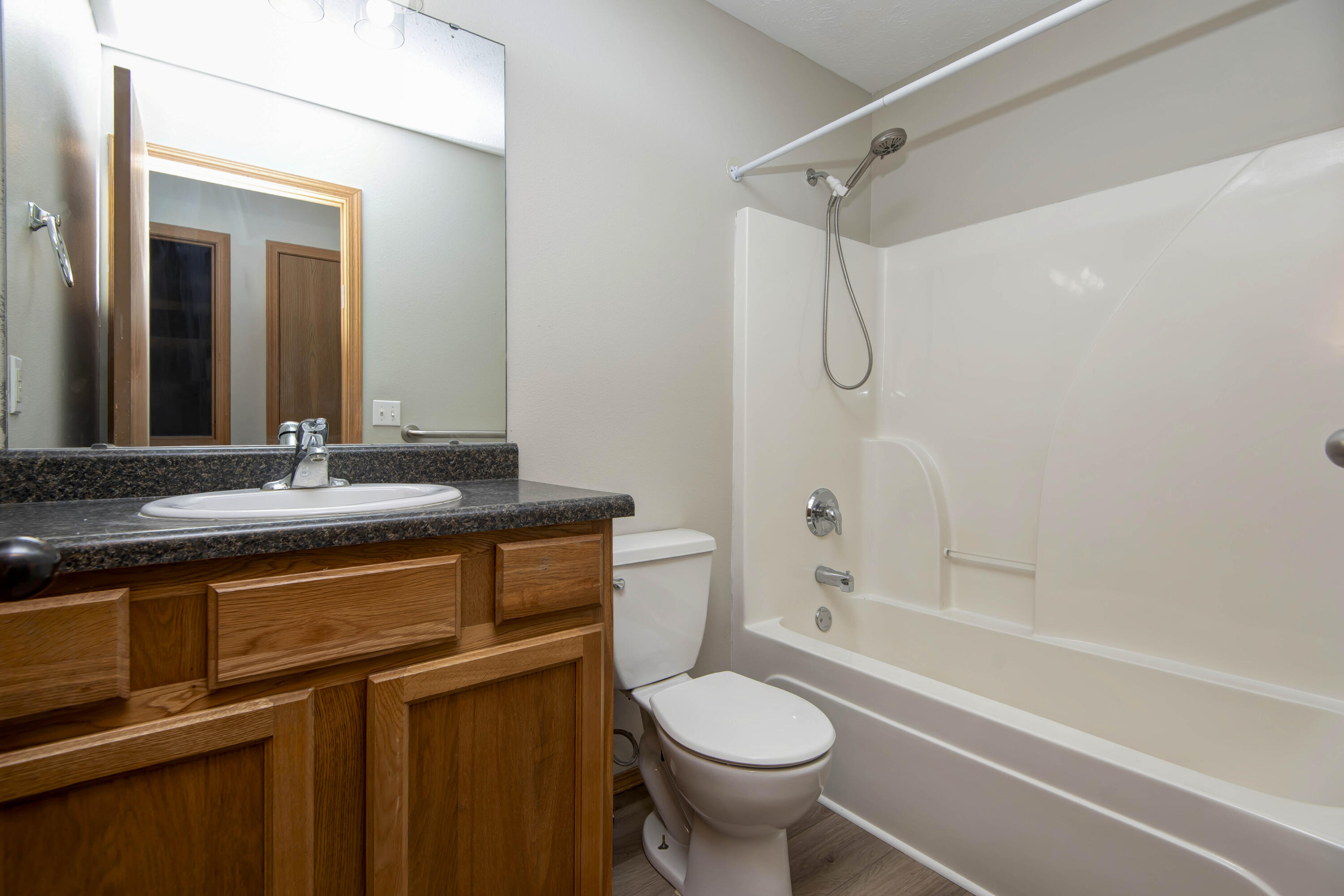 107 Cherry Avenue Property Photo 15