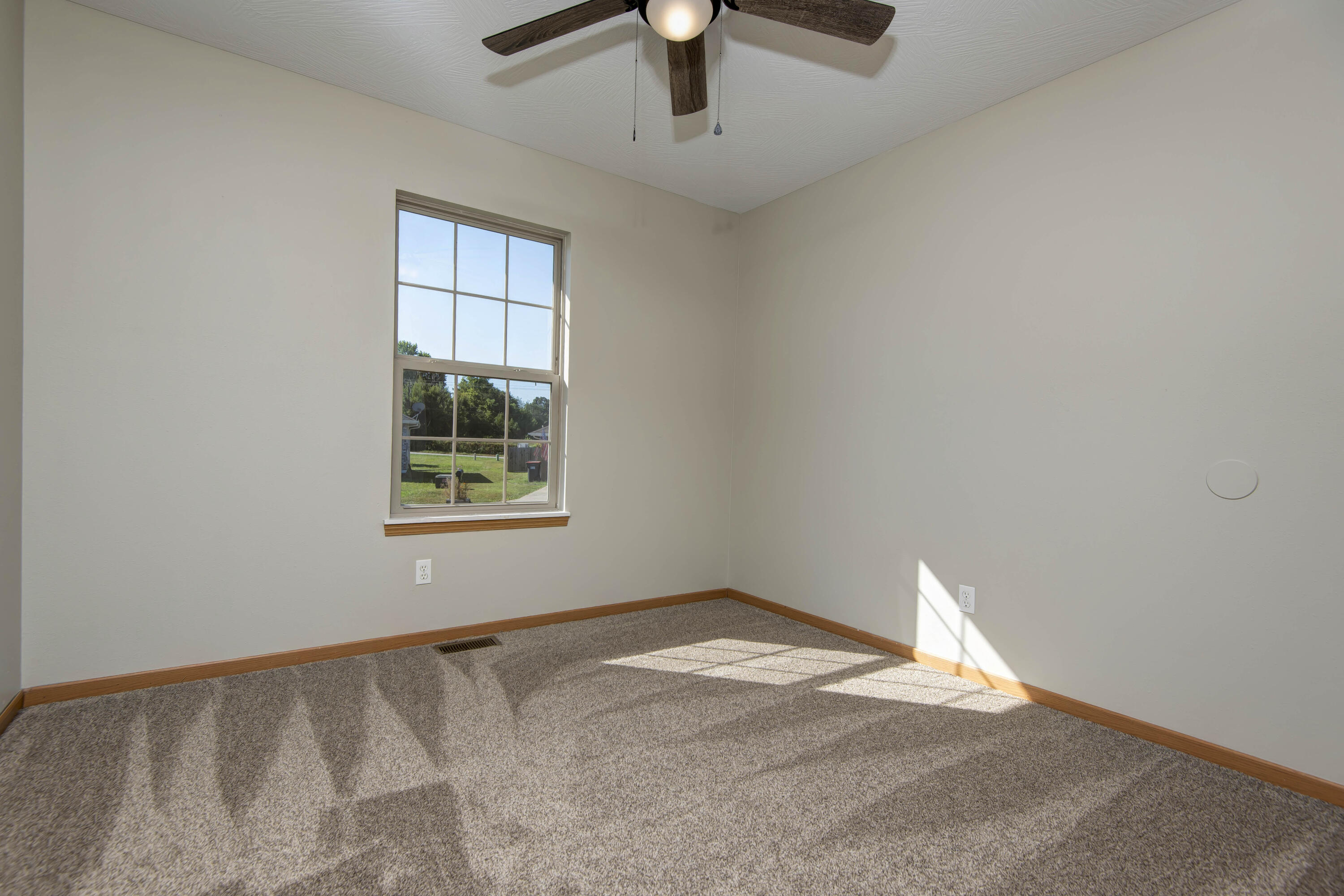 409 Sugar Lane Property Photo 21