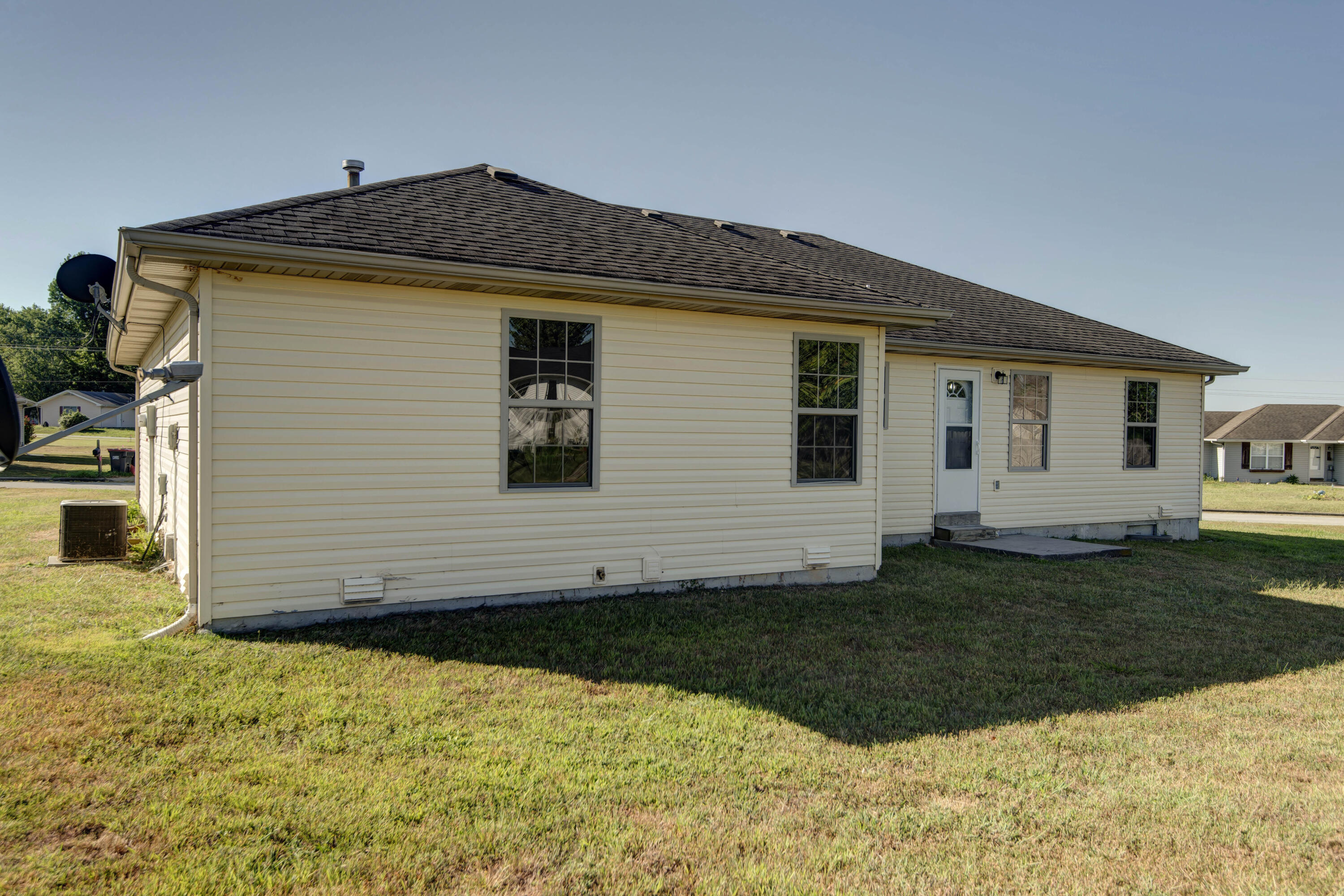 409 Sugar Lane Property Photo 24