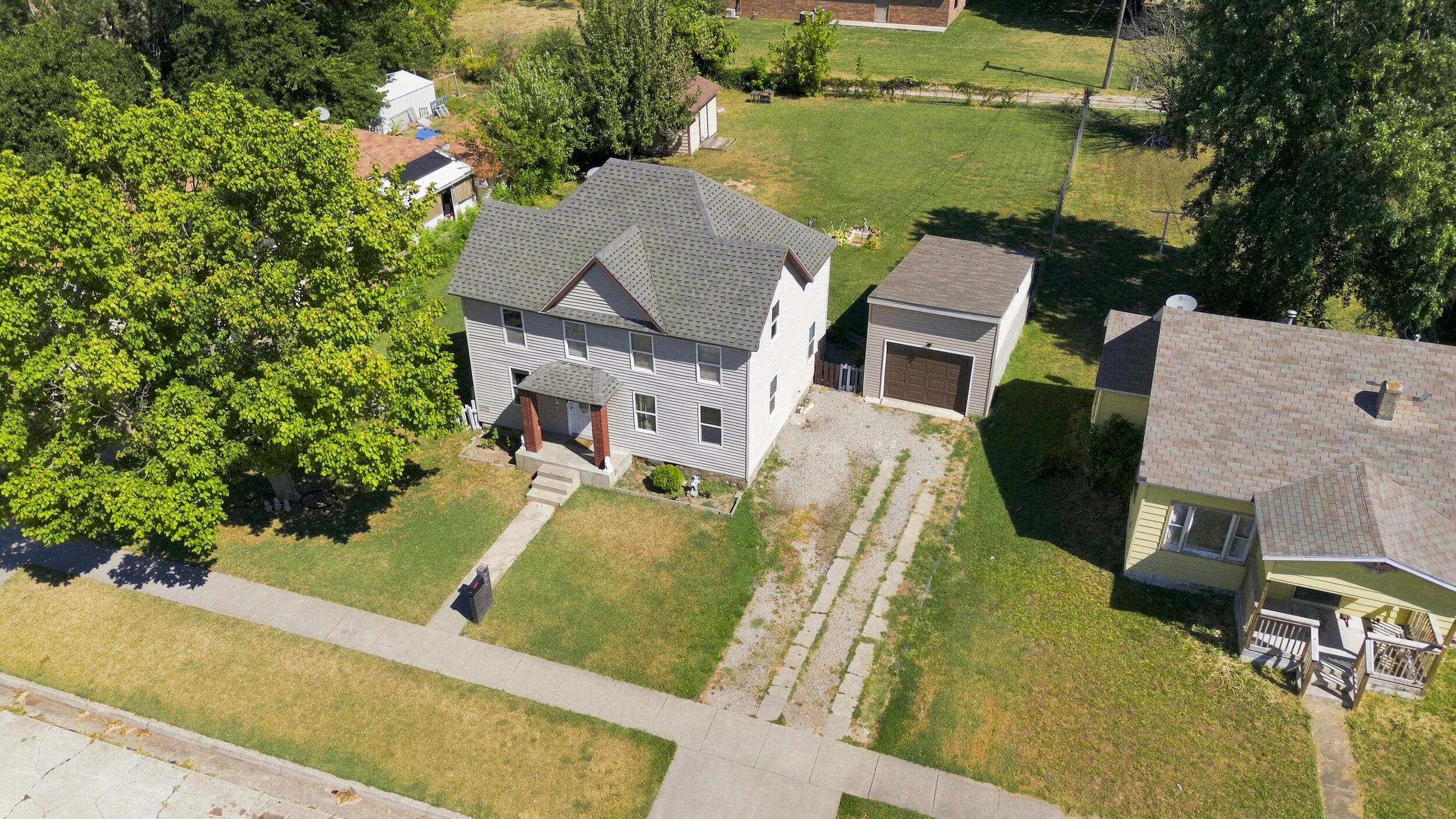 514 East Scott Street Property Photo 40