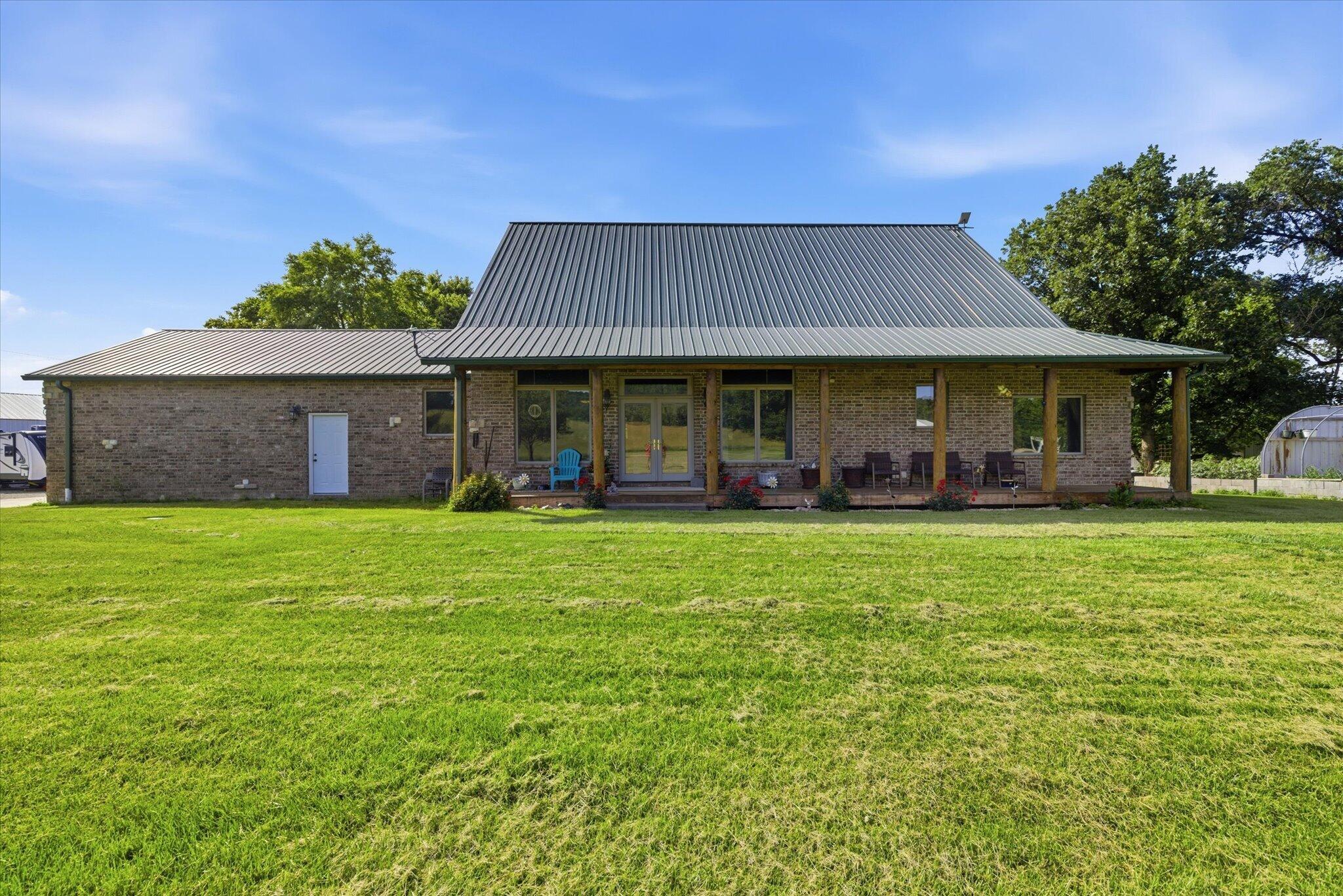 1518 Sandhill Lane Property Photo 13