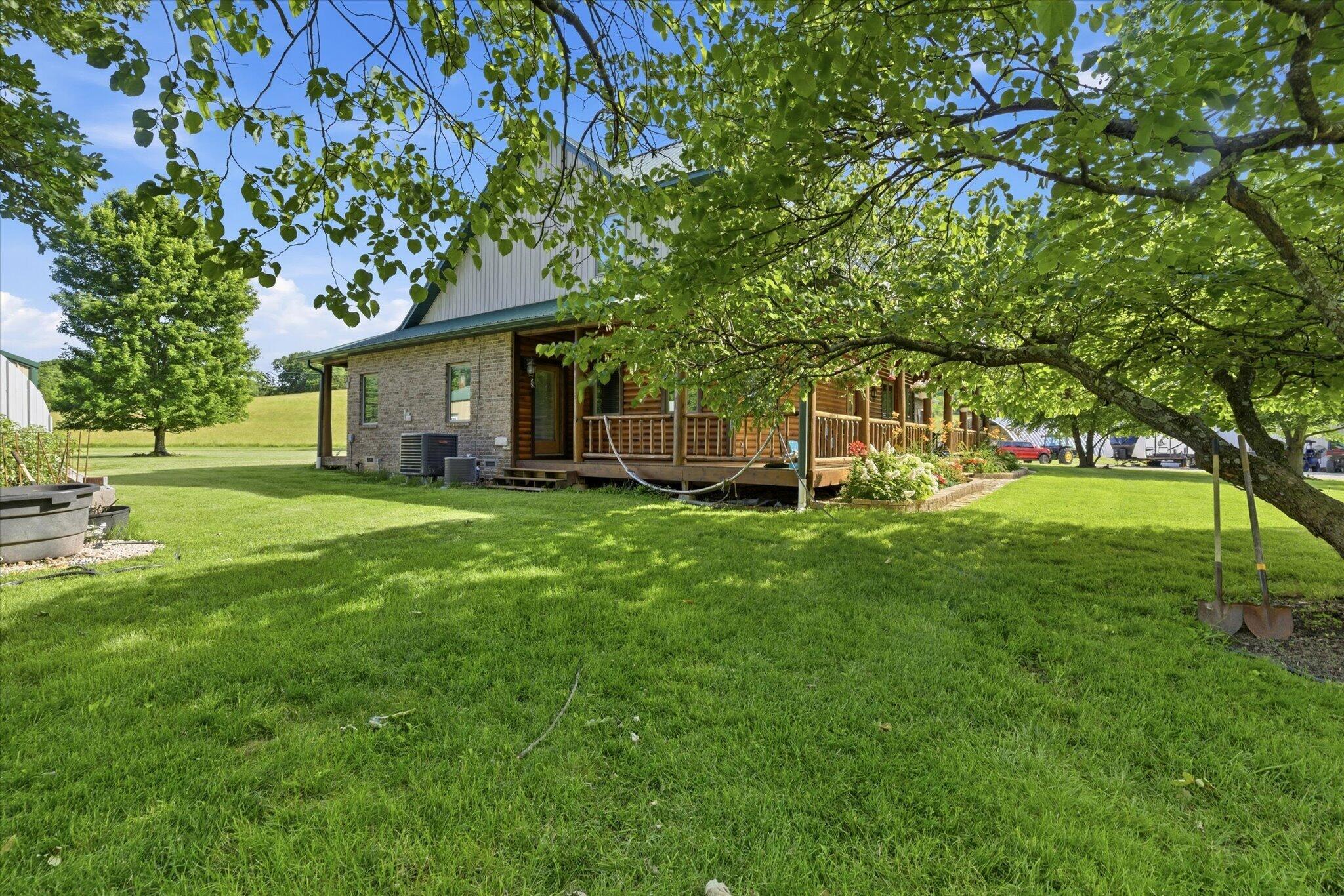 1518 Sandhill Lane Property Photo 14
