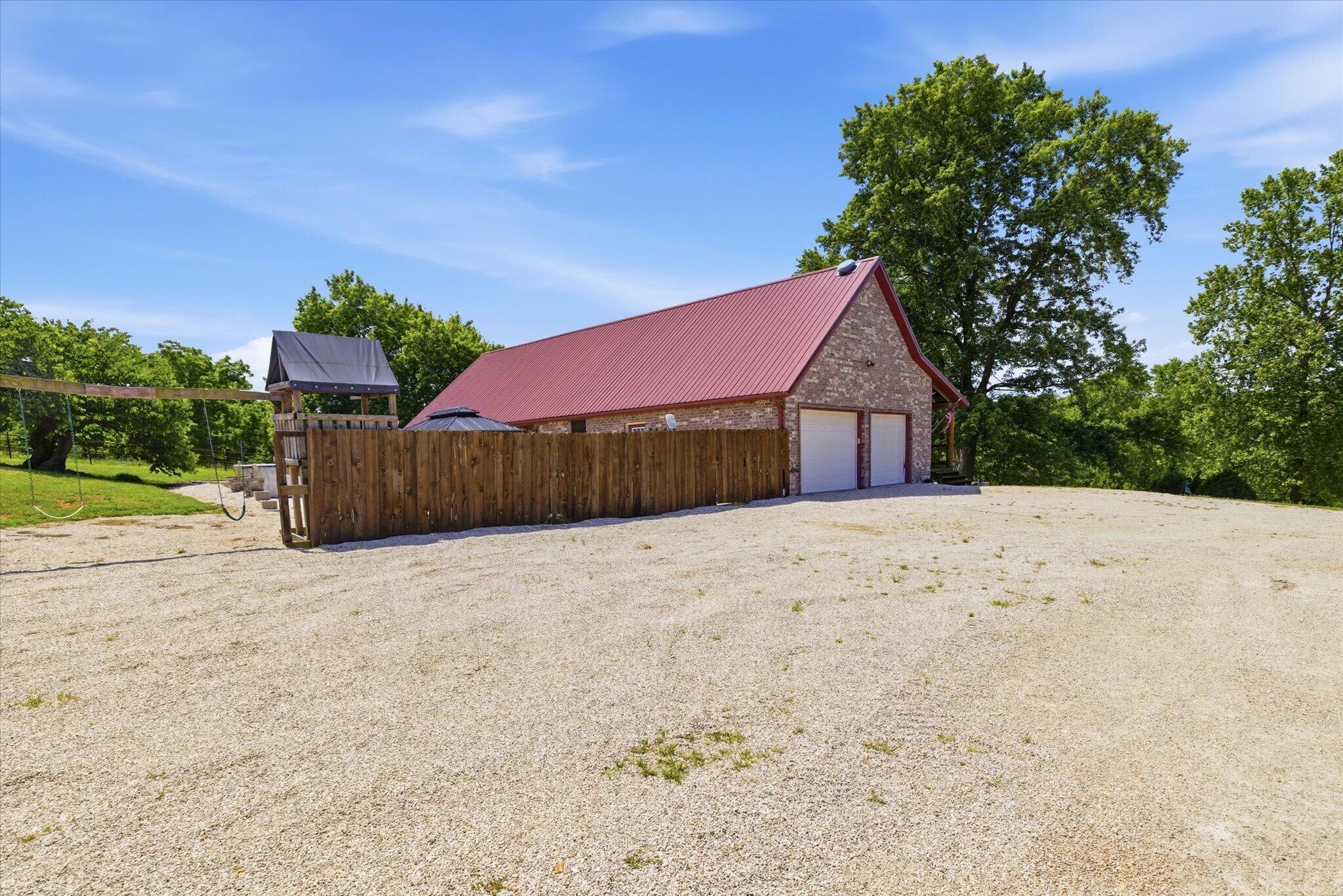 1518 Sandhill Lane Property Photo 18