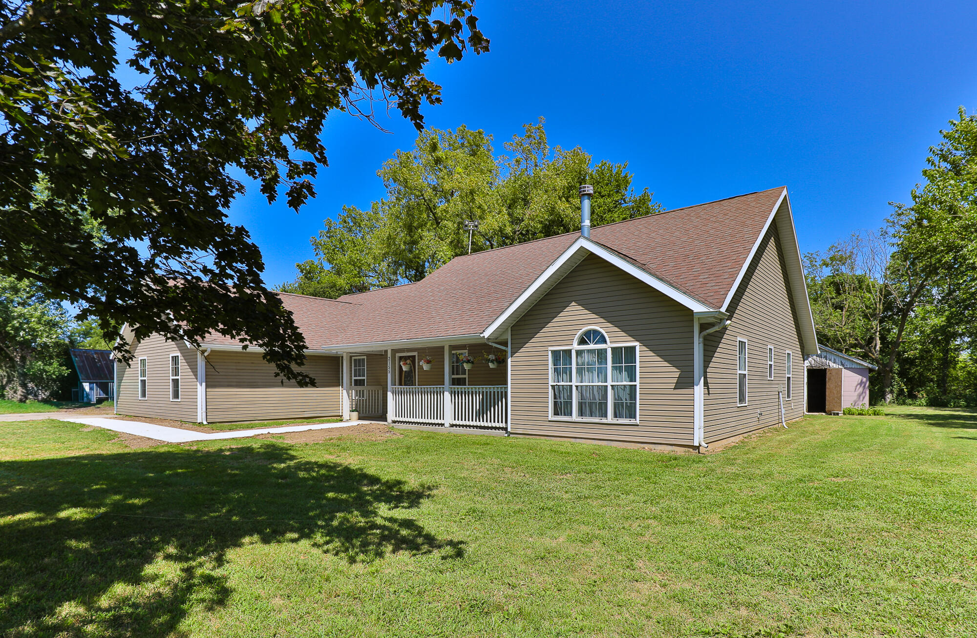 2155 East 535th Road Property Photo 1