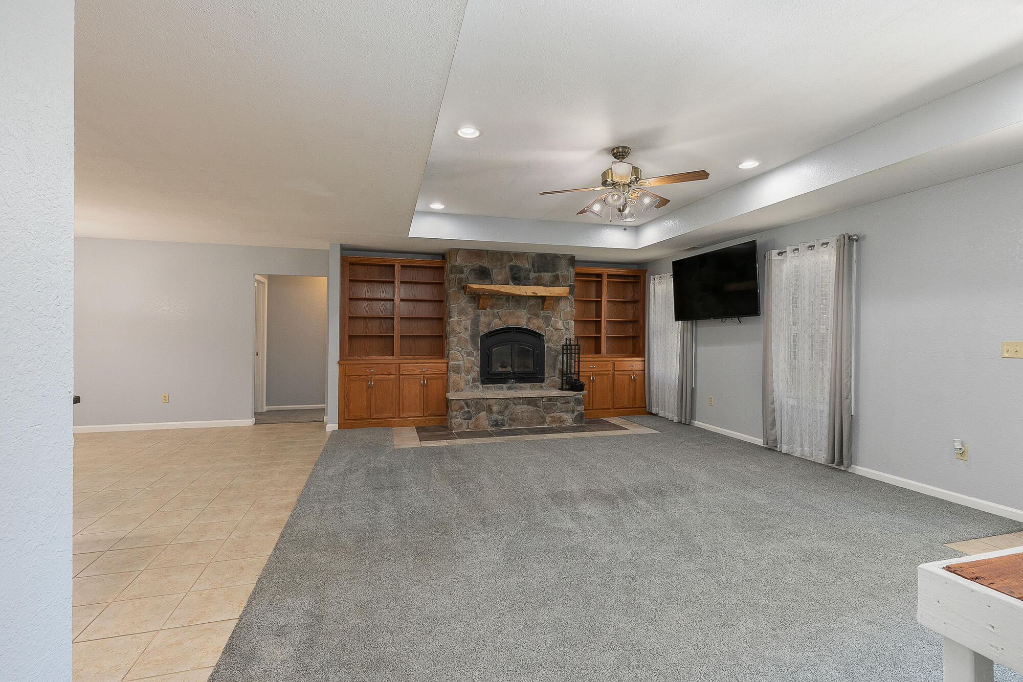 2155 East 535th Road Property Photo 7
